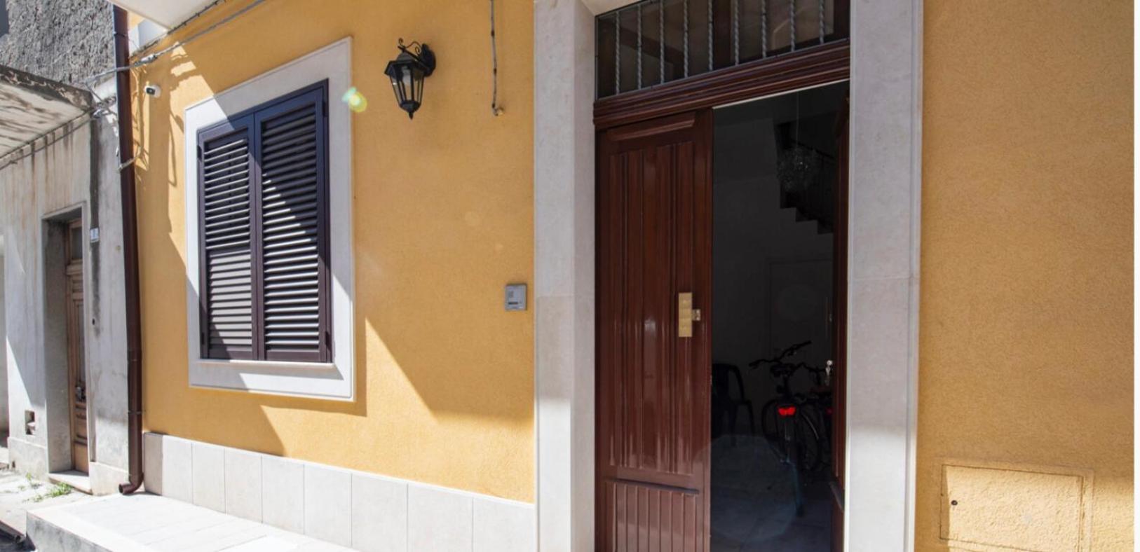 Hotel Casa Flavia Holyday on the Beach - Image 1