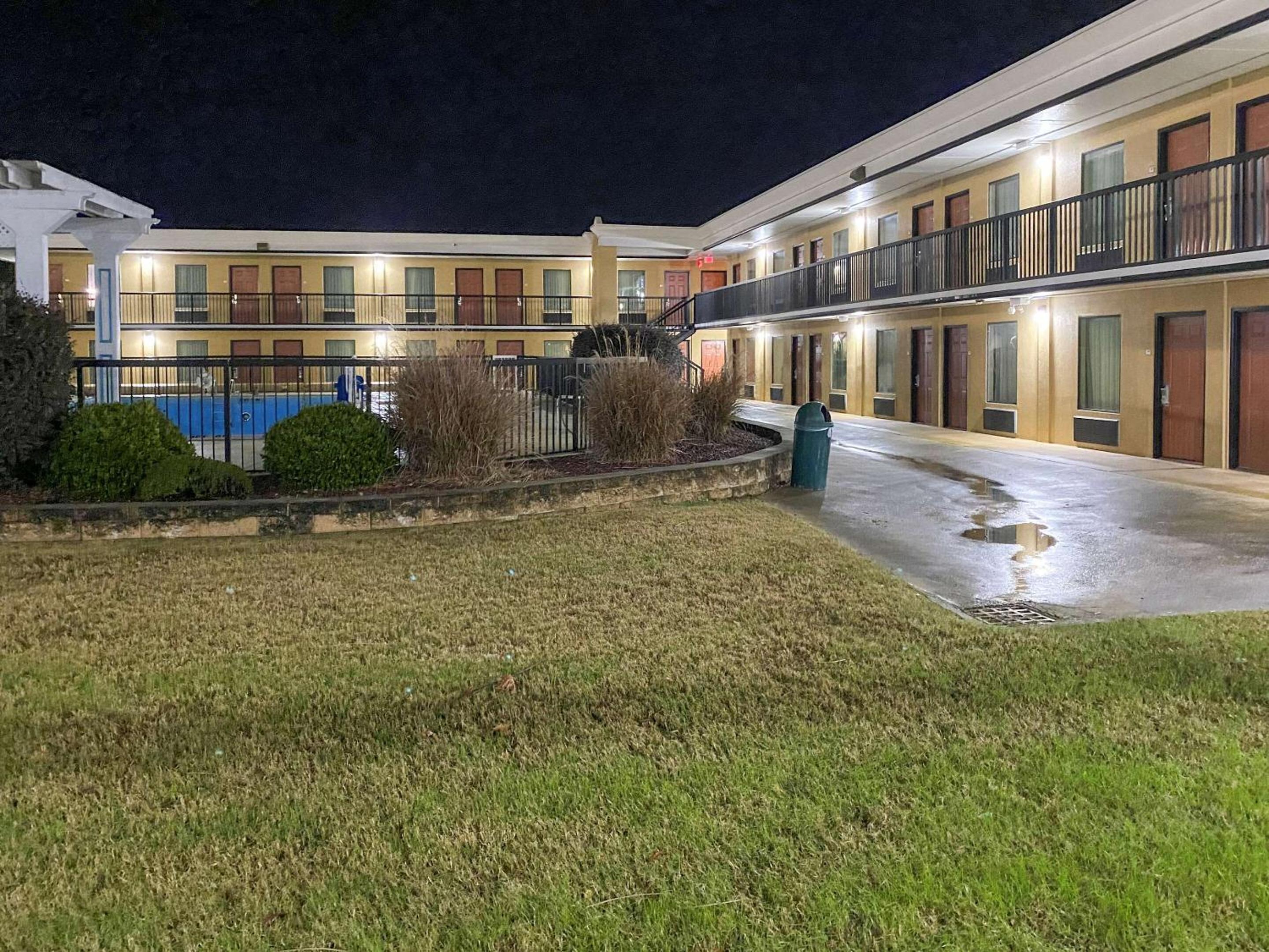 Quality Inn Elizabeth City near University