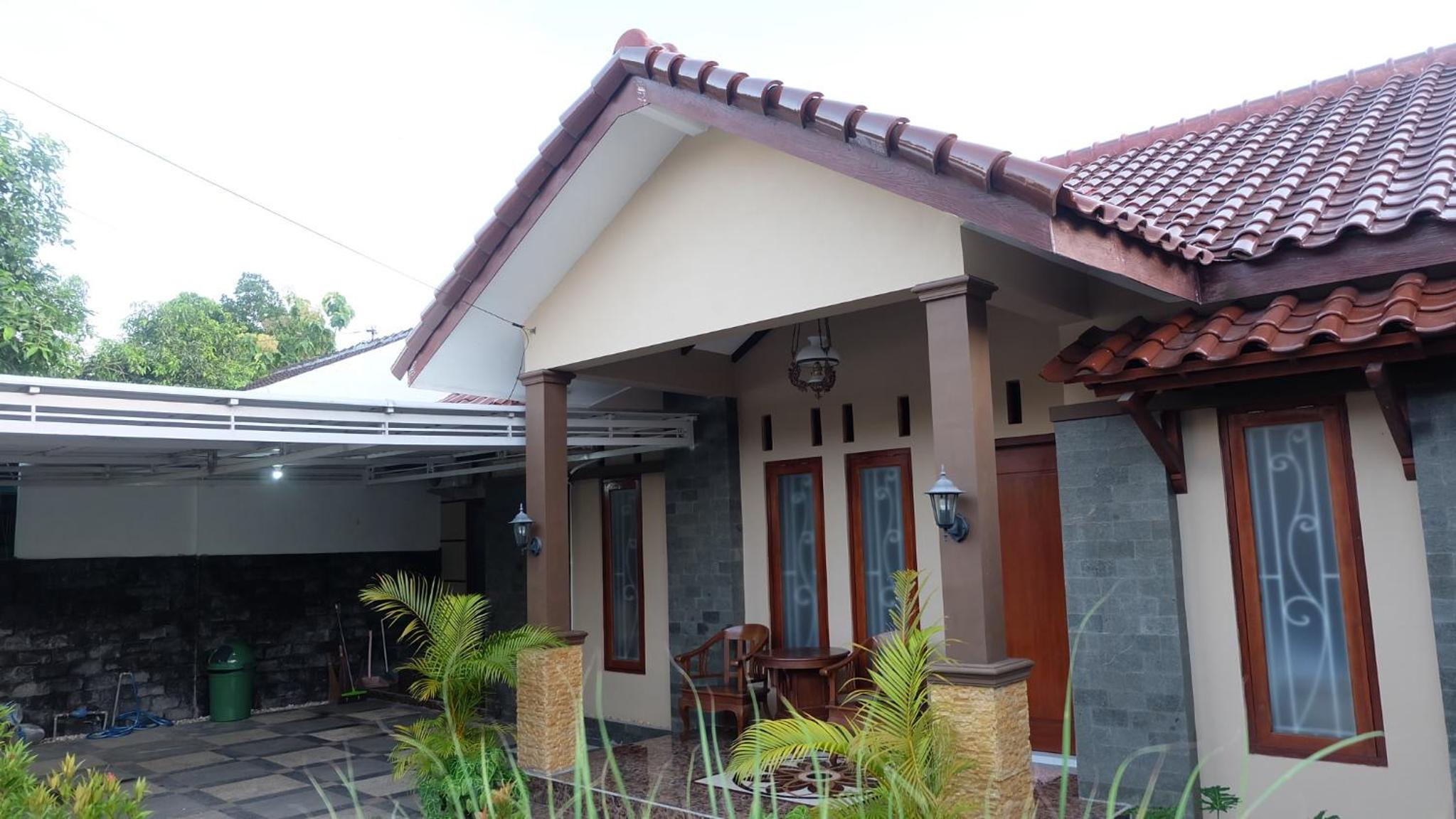 Omah Pikatan Homestay