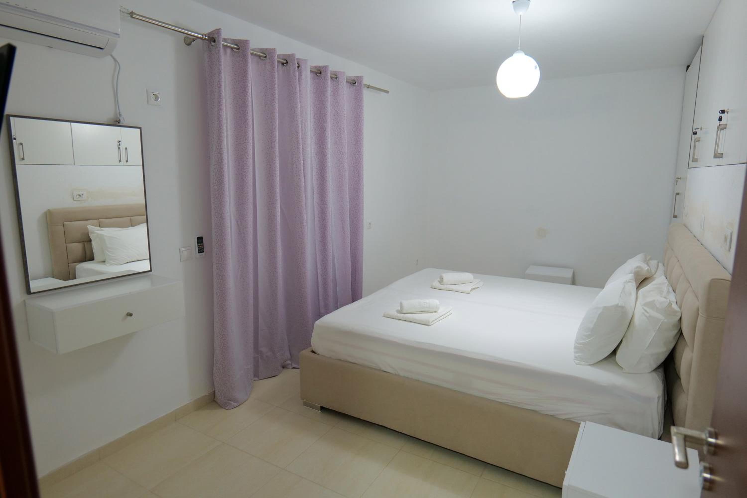 Pink Holiday Sarande