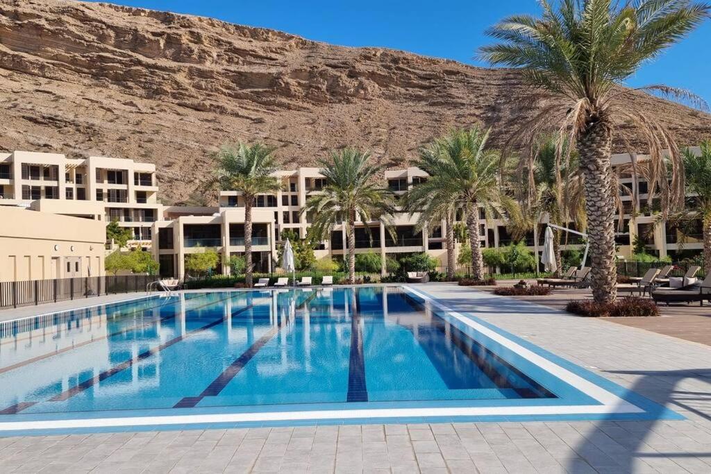 One Bedroom Apartment Muscat Bay view 5