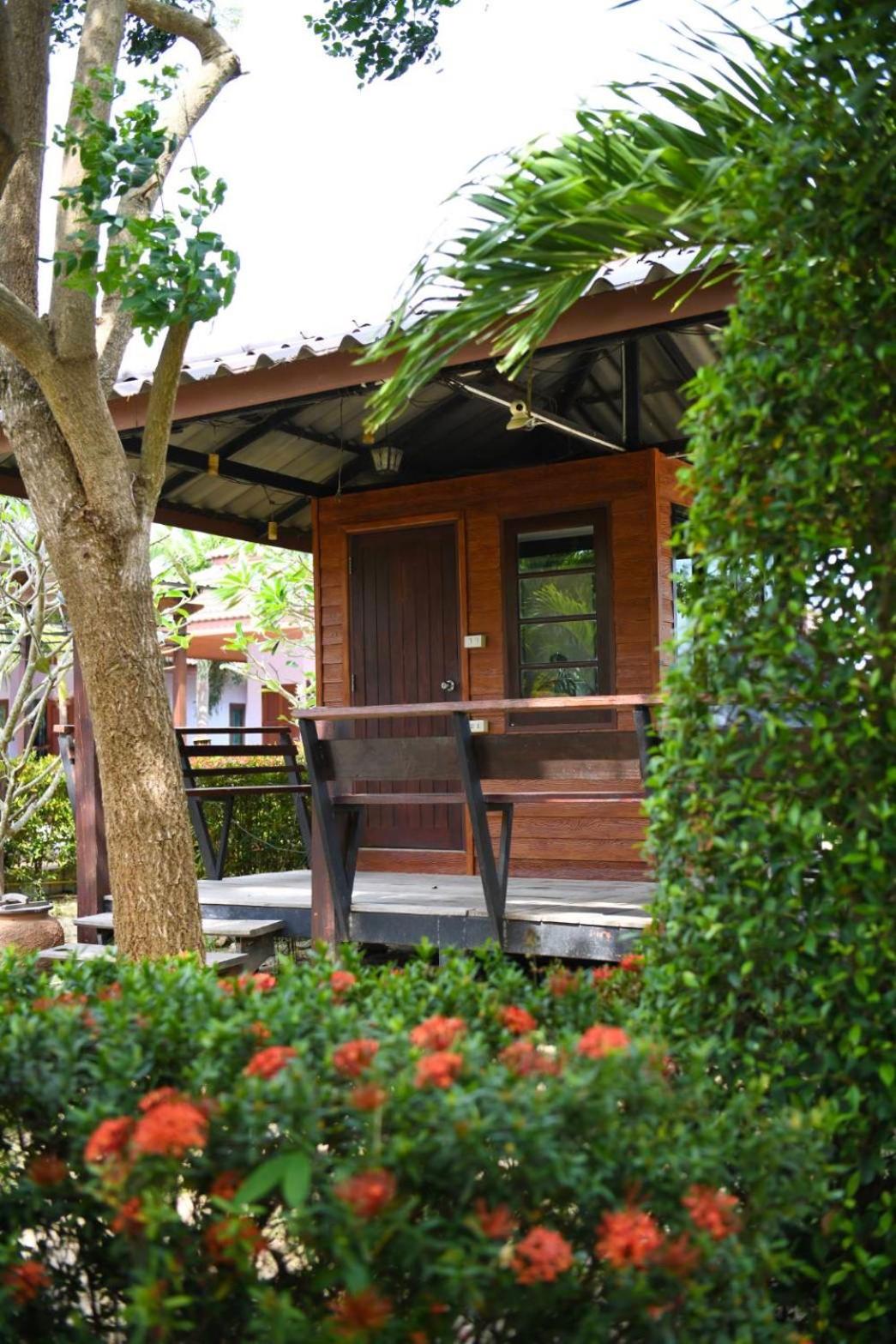 Waterside Resort