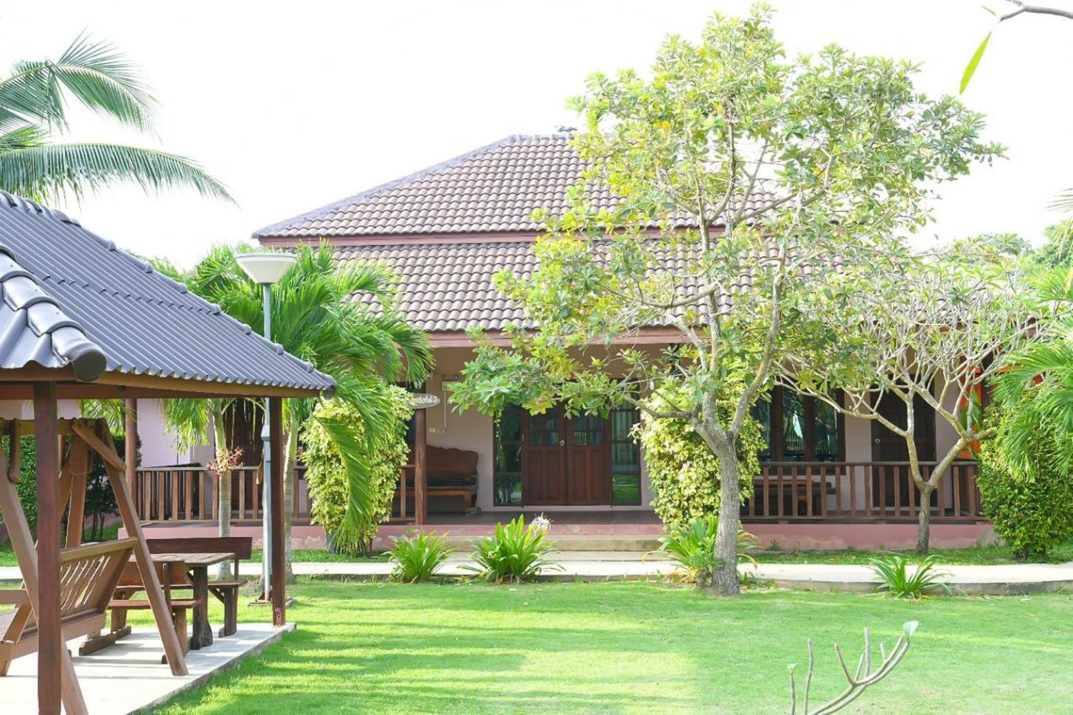 Waterside Resort
