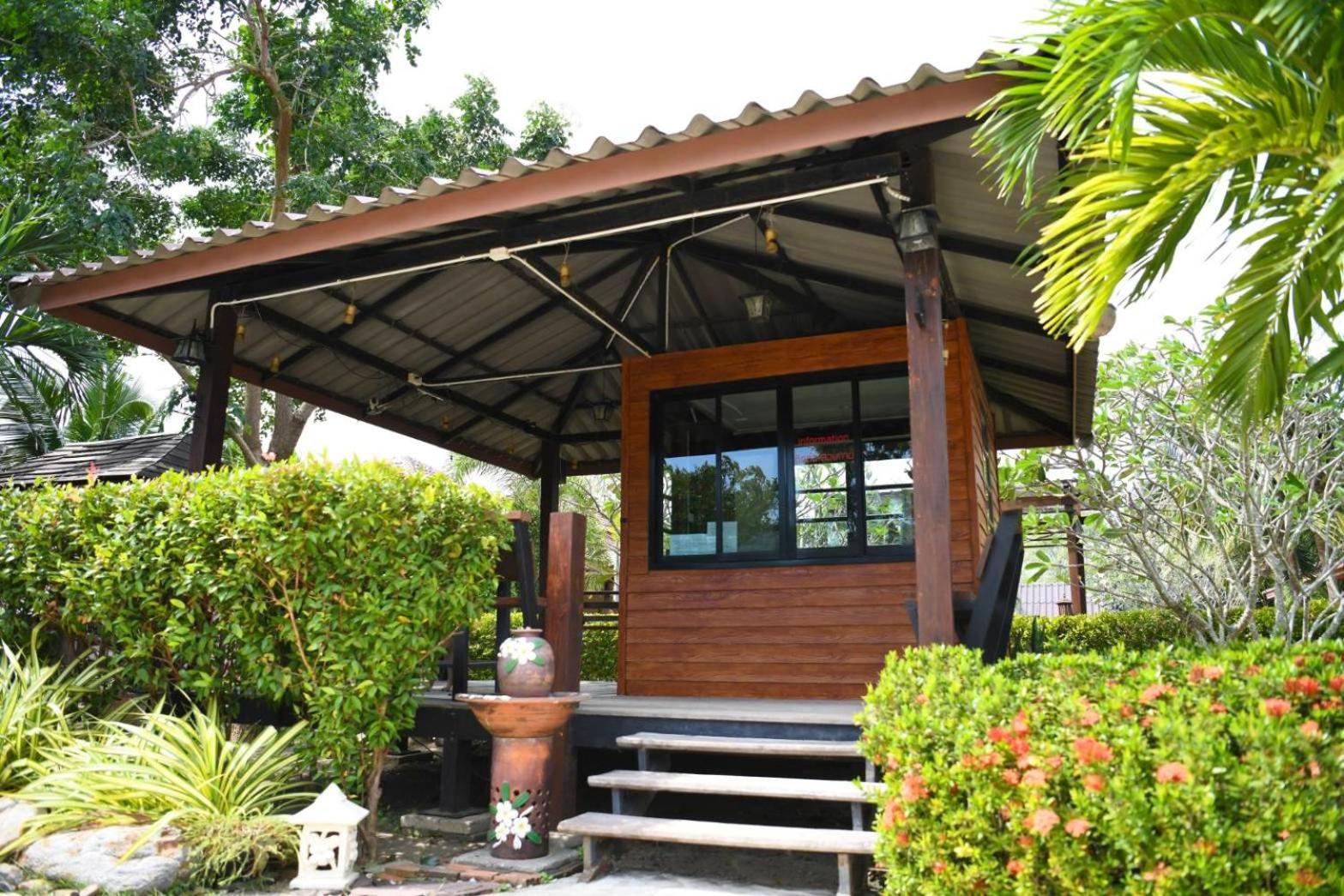 Waterside Resort