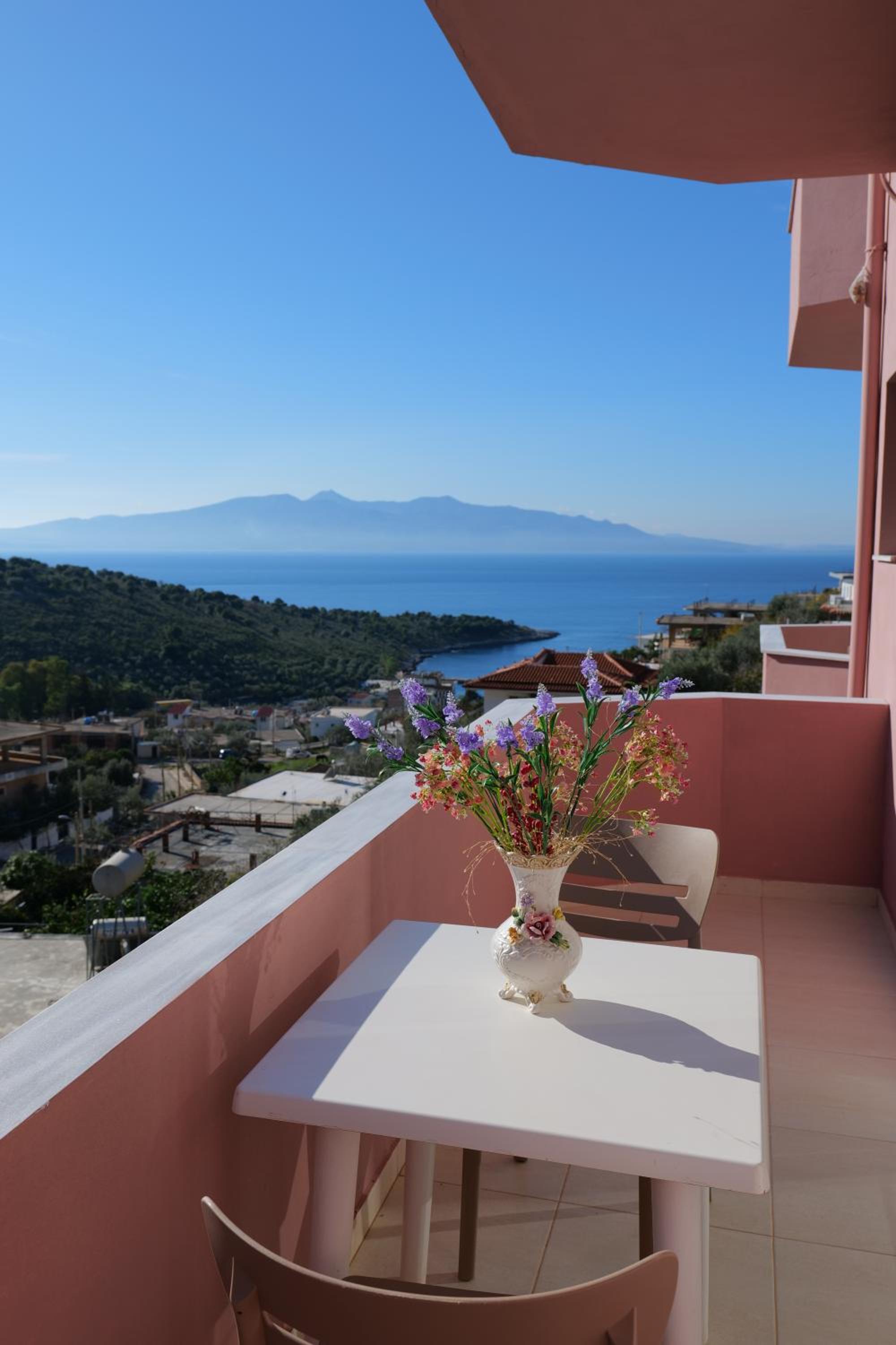 Pink Holiday Sarande