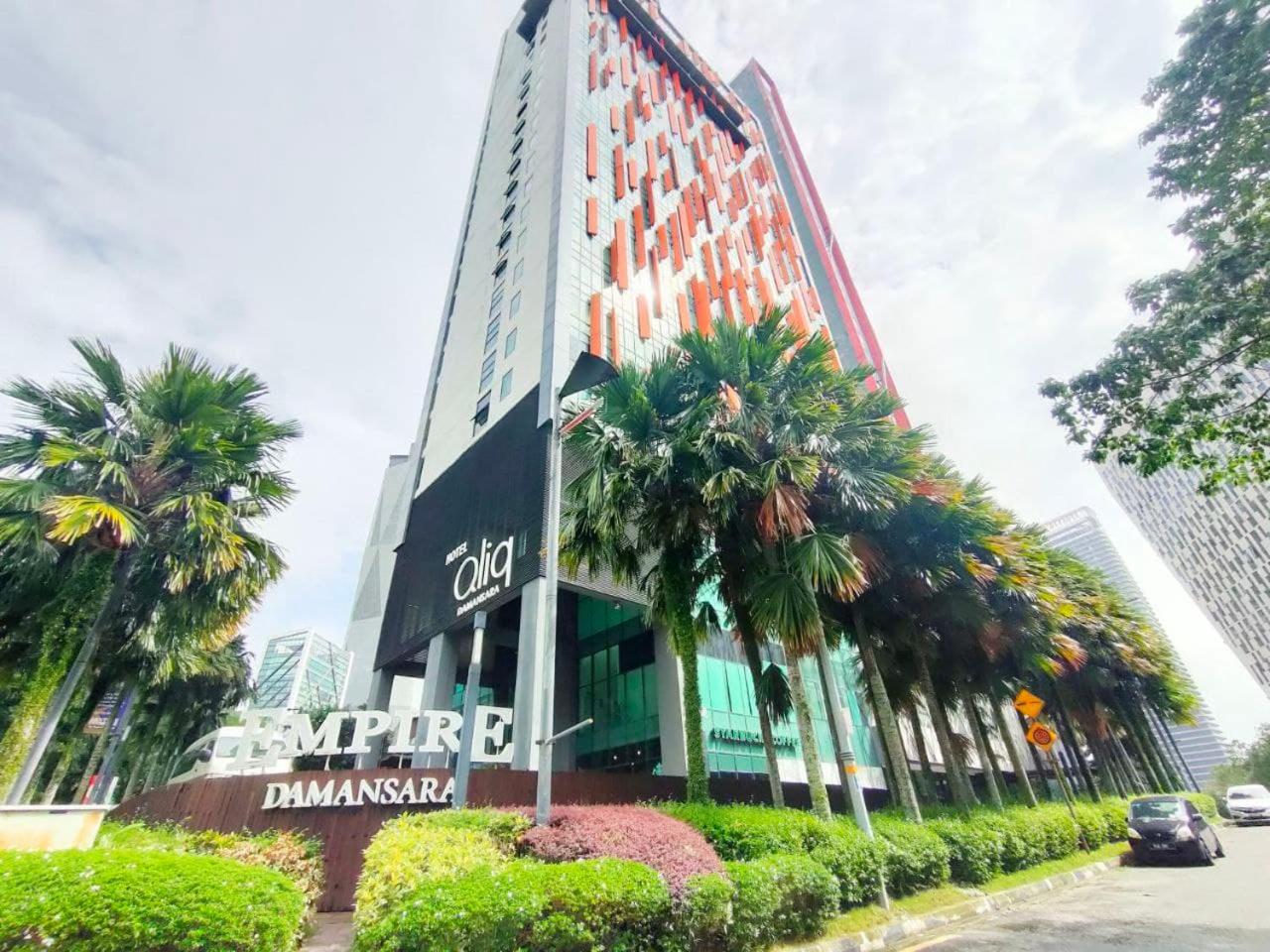 Elite Empire Damansara Studio, Netflix&Wifi view 2