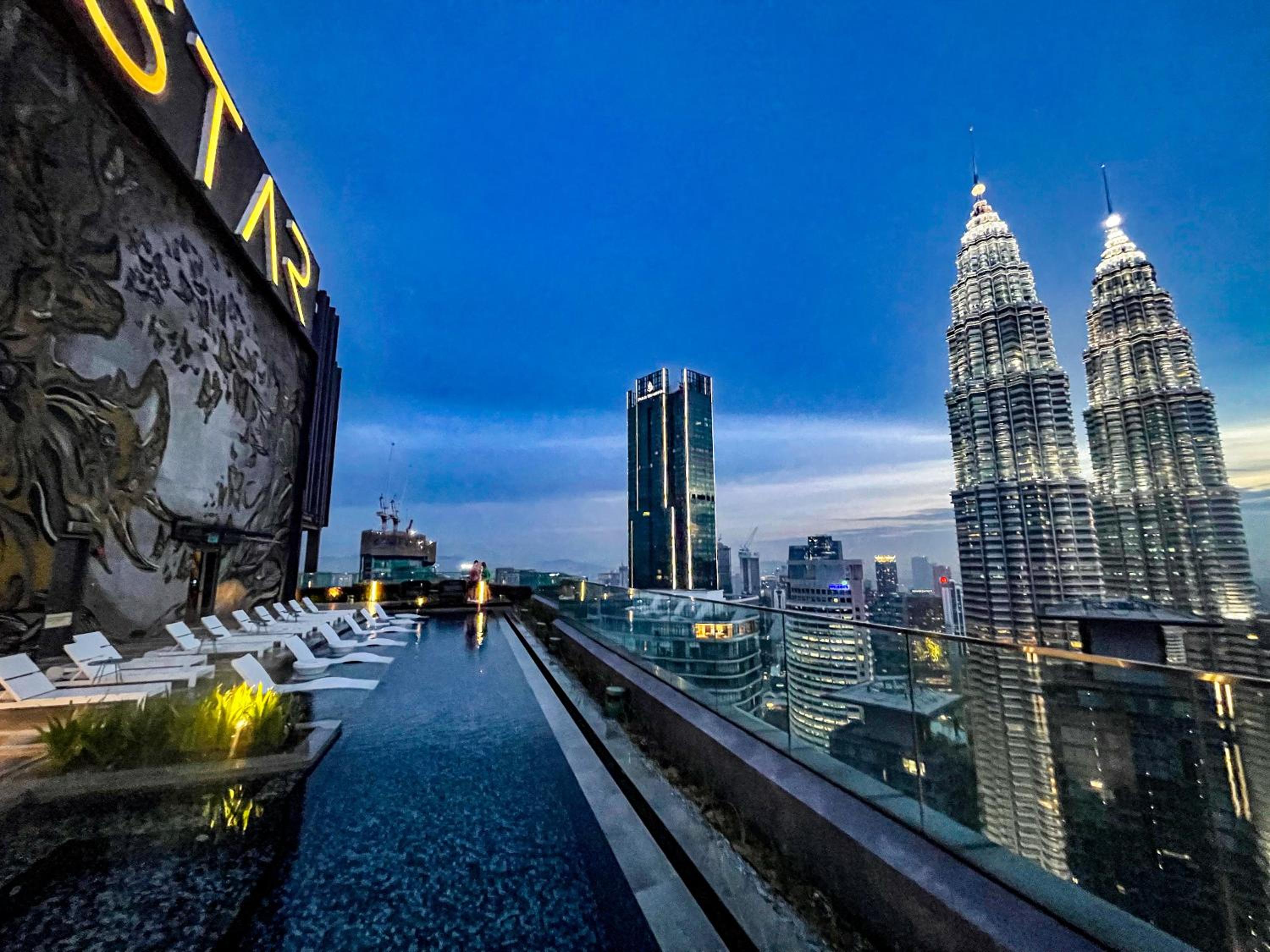 AXQUISITE SUITES at KLCC