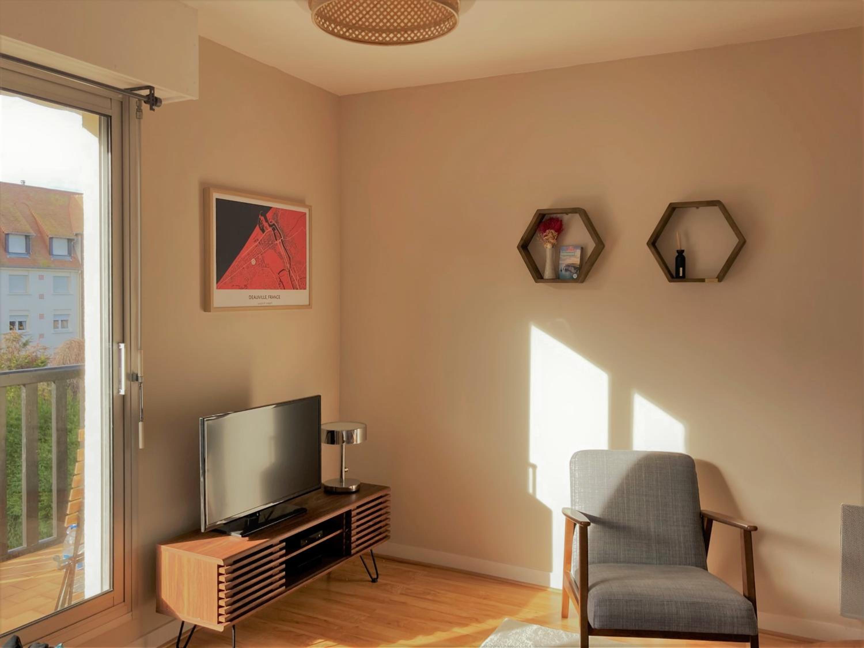 Studio proche plage balcon et parking