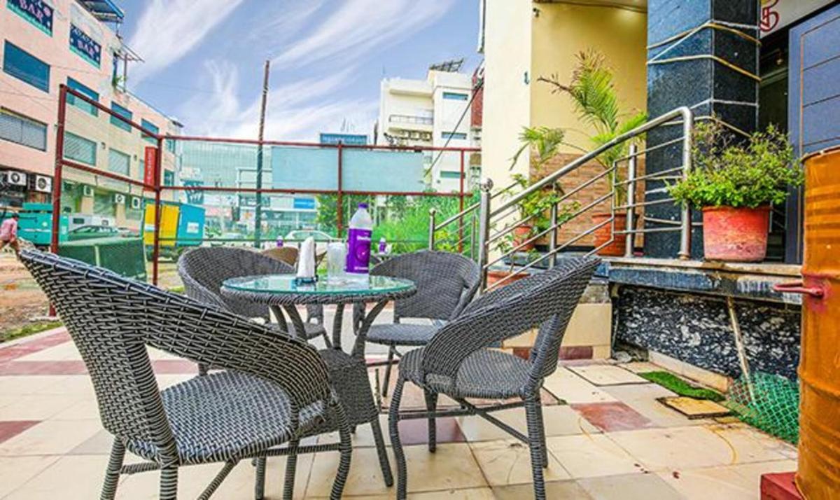 outdoor BBQ area