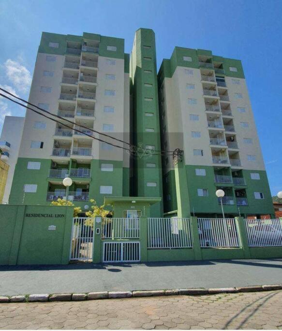 Ap. Encantador com piscina