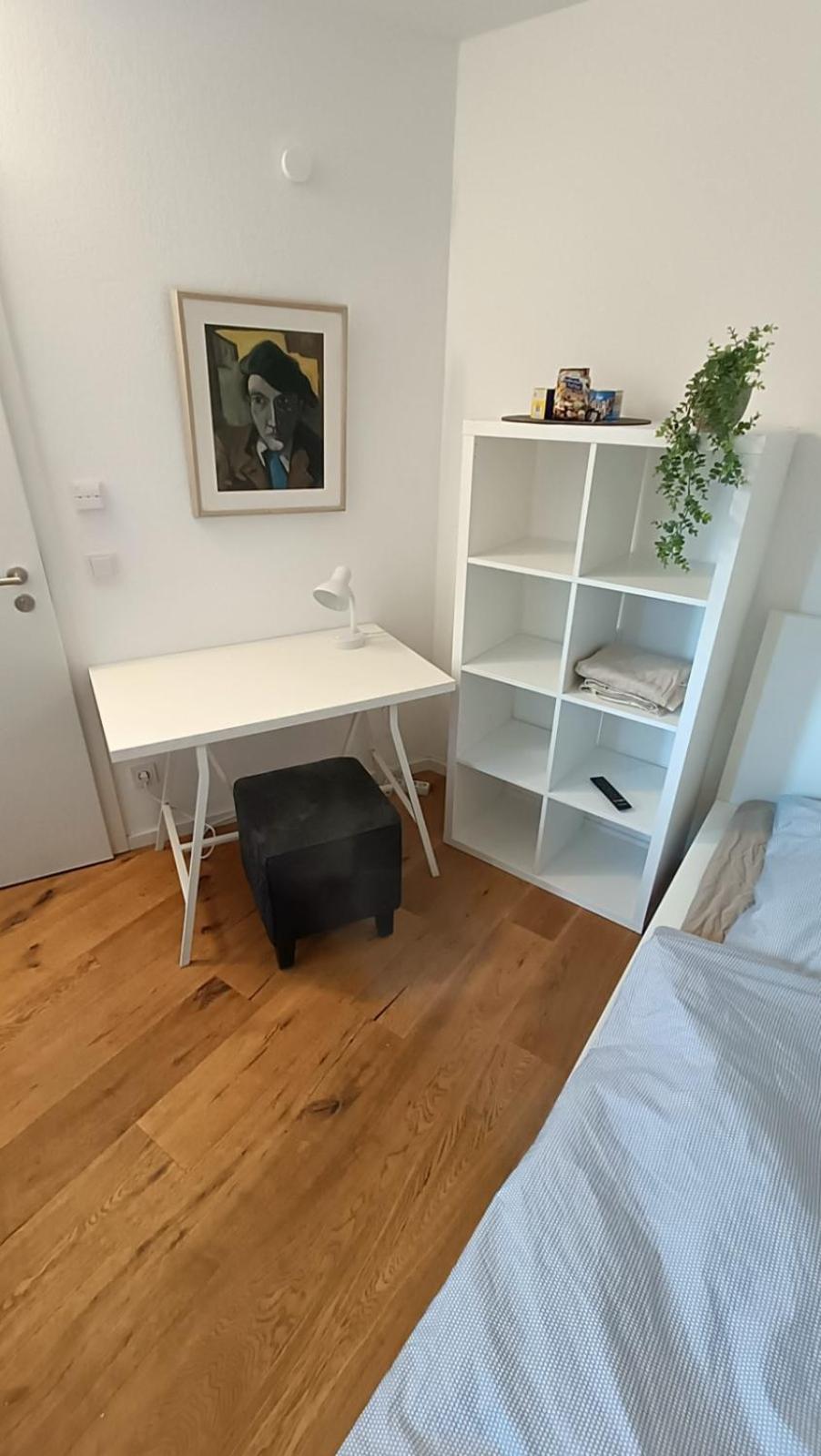 Apartments & möblierte Zimmer in Kahl am Main, Self-Check-In, W-Lan, Küchenzeile für Selbstversorgung, PKW-Platz
