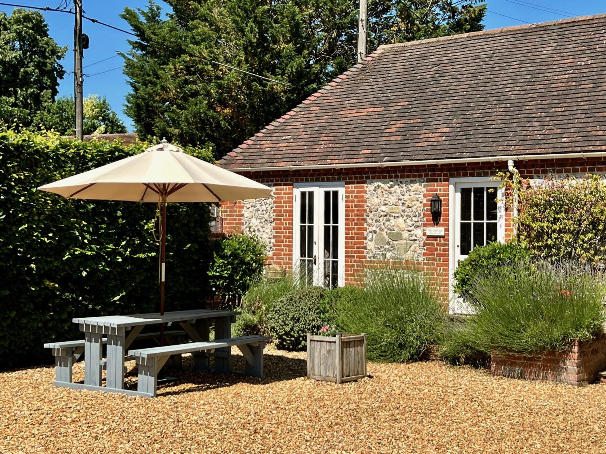 Stonehenge Cottages