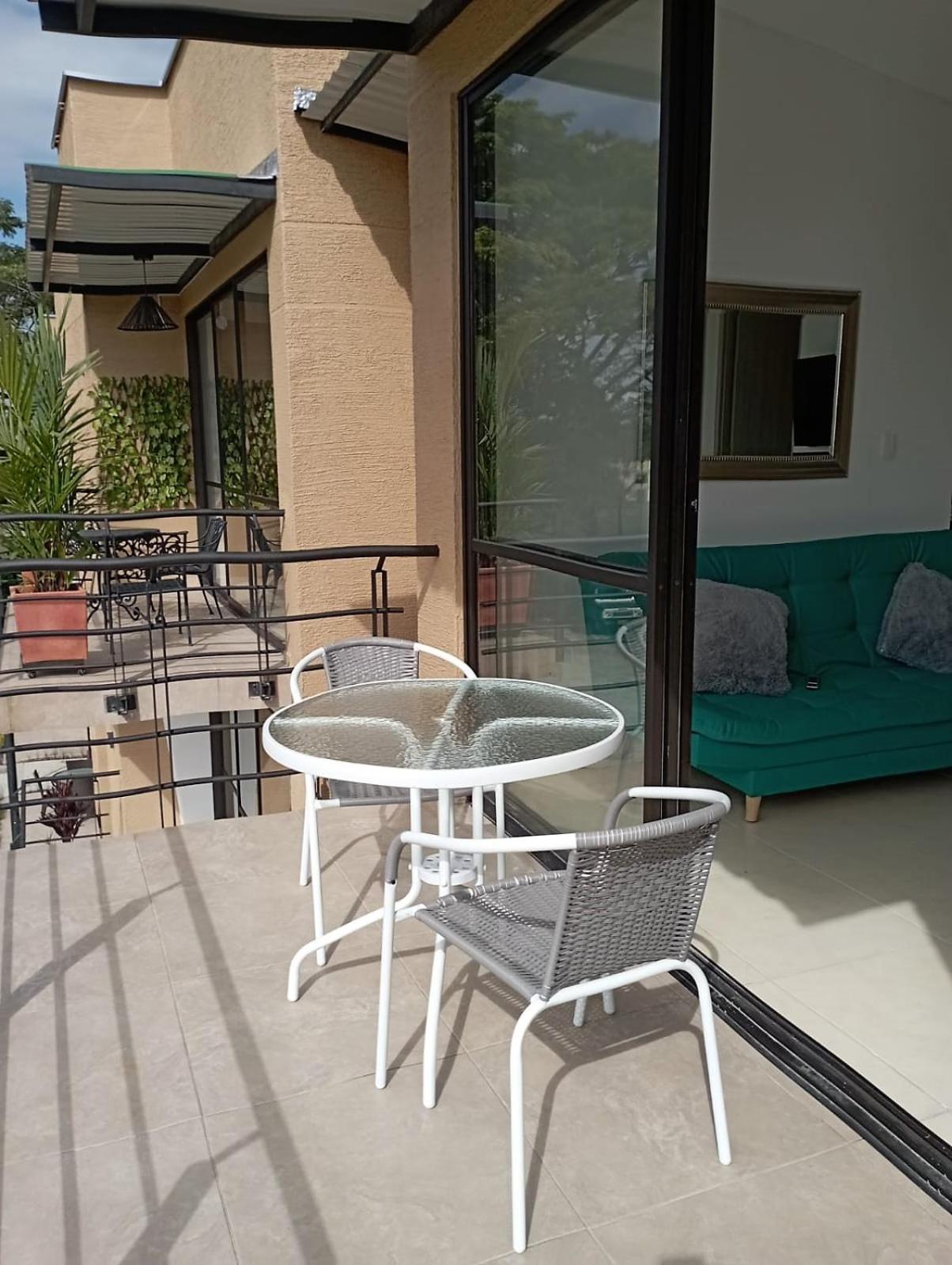 Apartasol Amor y Café, Reserva de la Colina