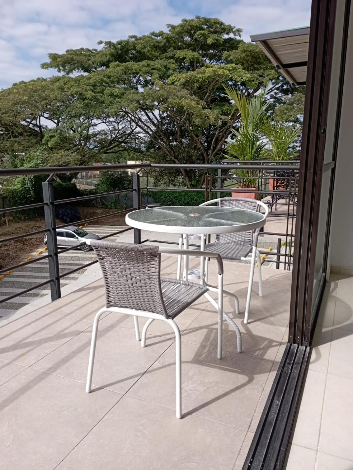 Apartasol Amor y Café, Reserva de la Colina