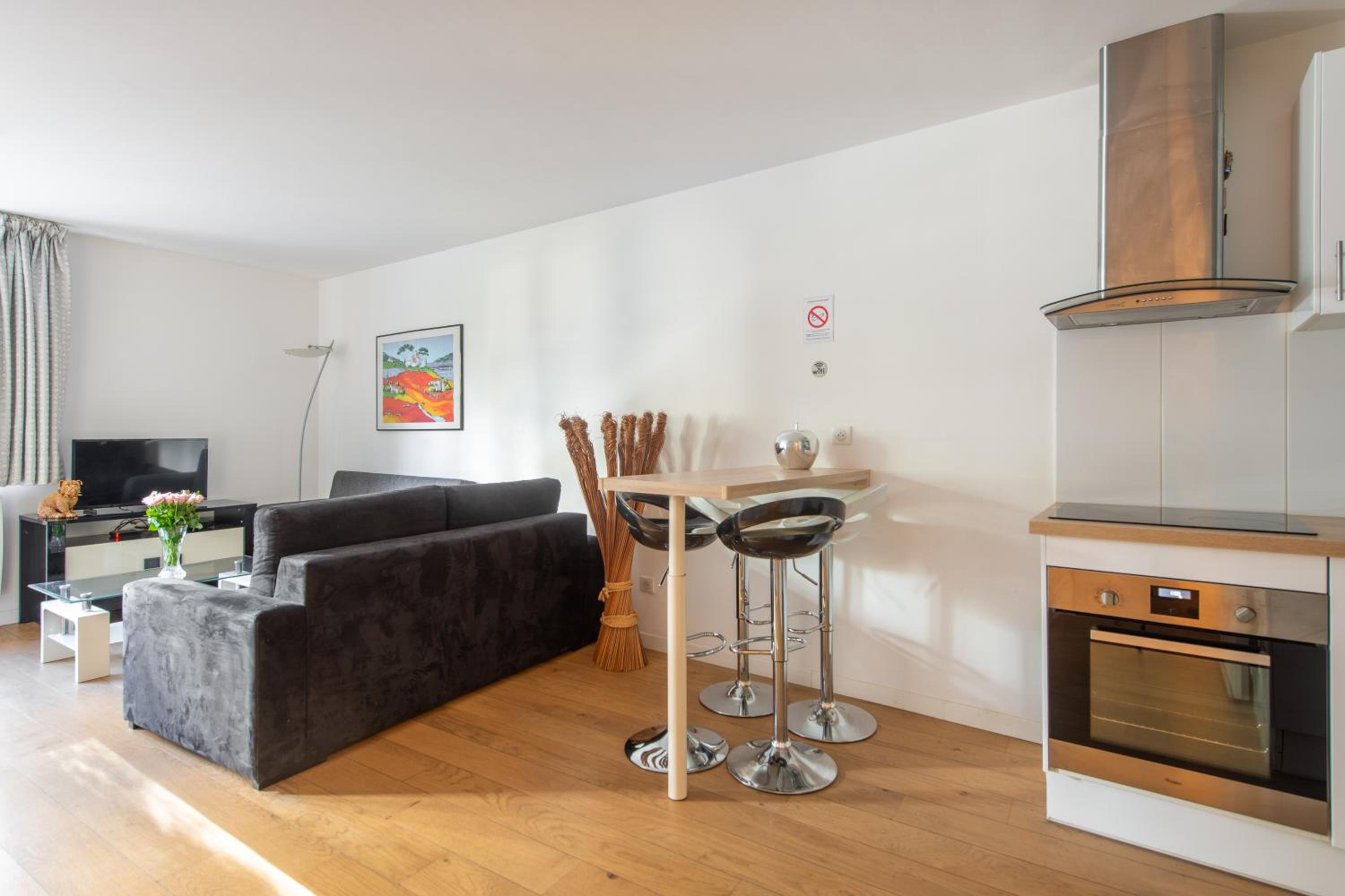 Nice Flat 5 min walking from the sea photo 3