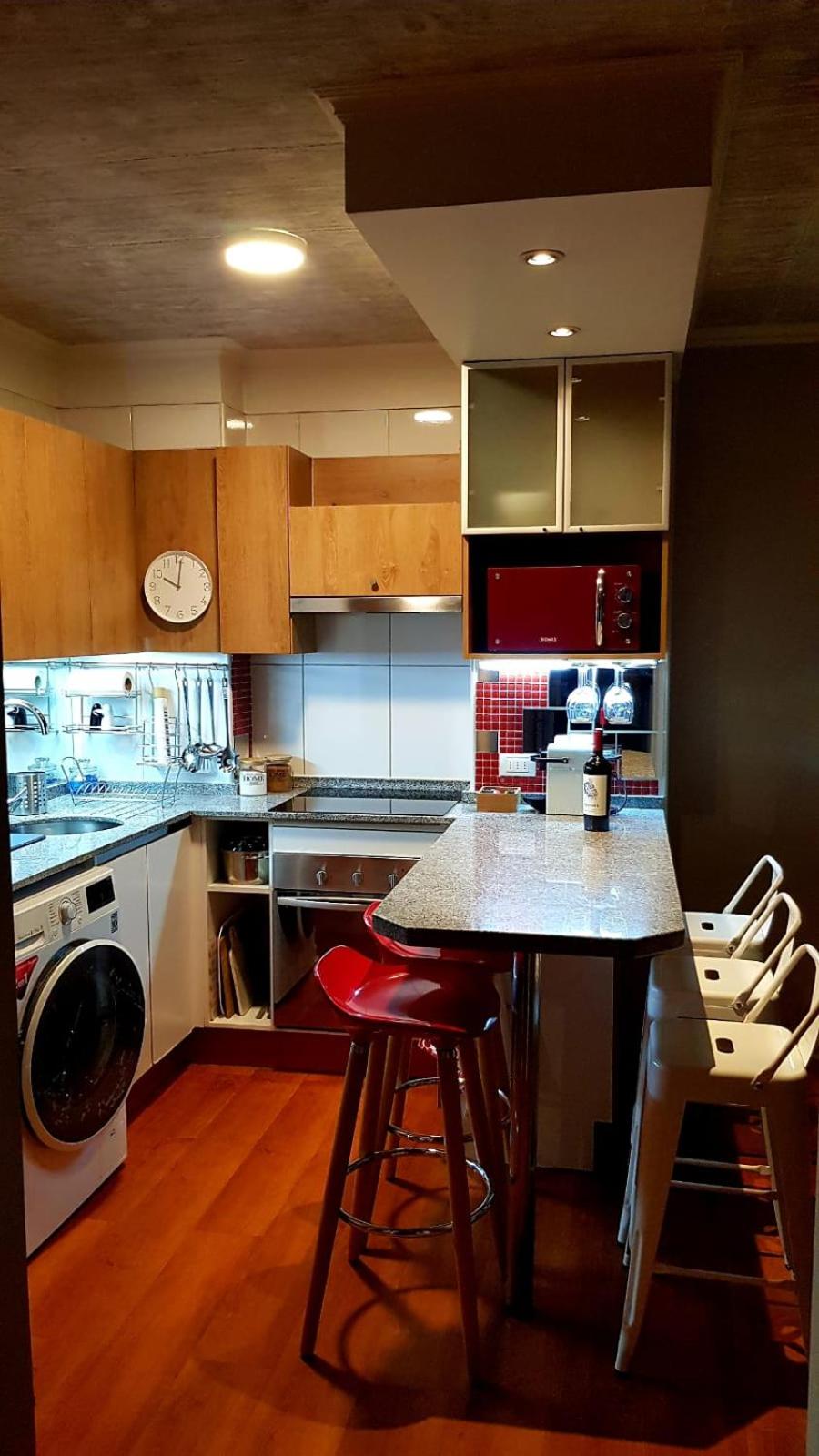 Cómodo y Moderno apartamento en Las Condes 2Dorm, 2Baños, open-Kitchen