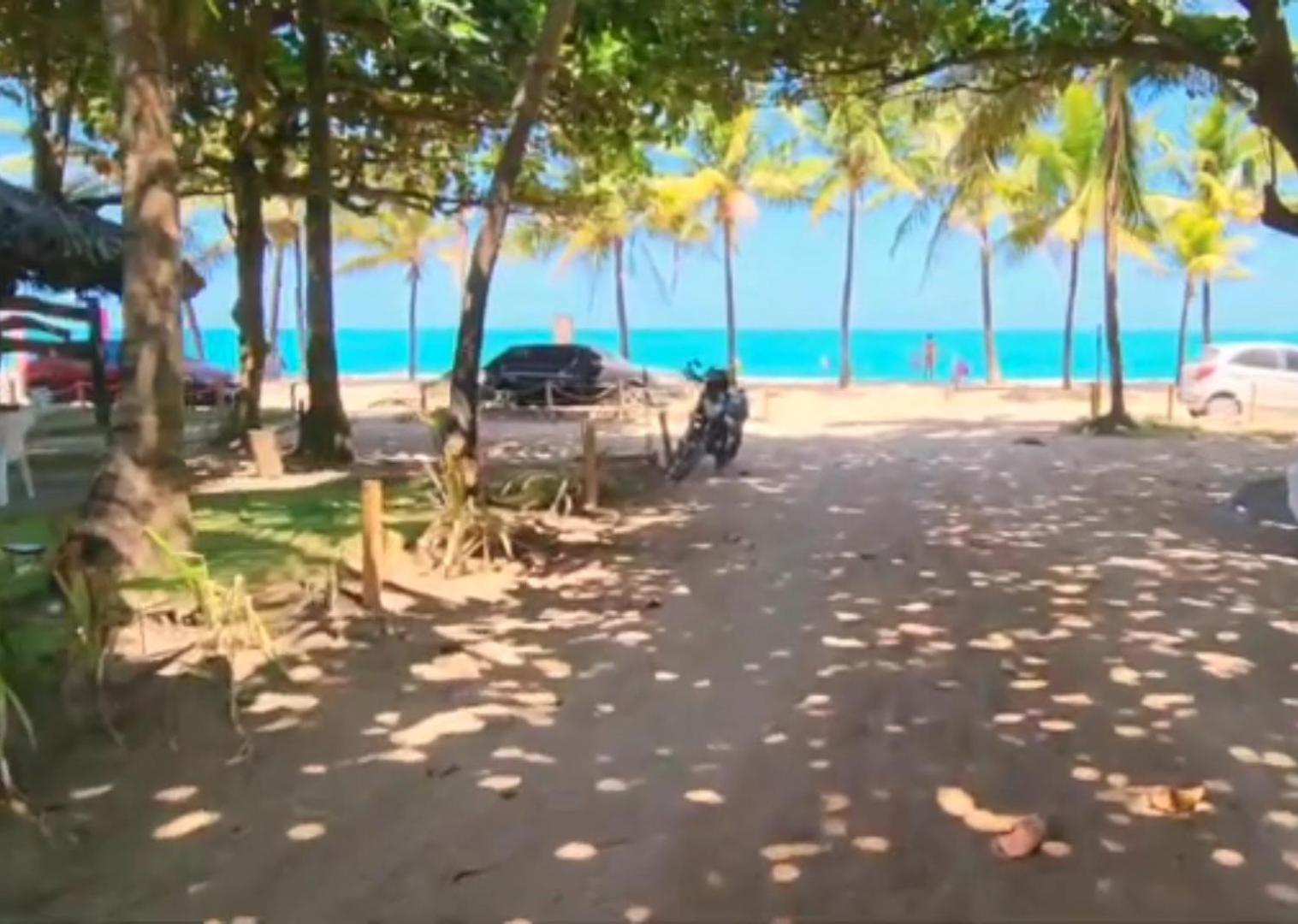 Apartamento hermoso junto a la praia