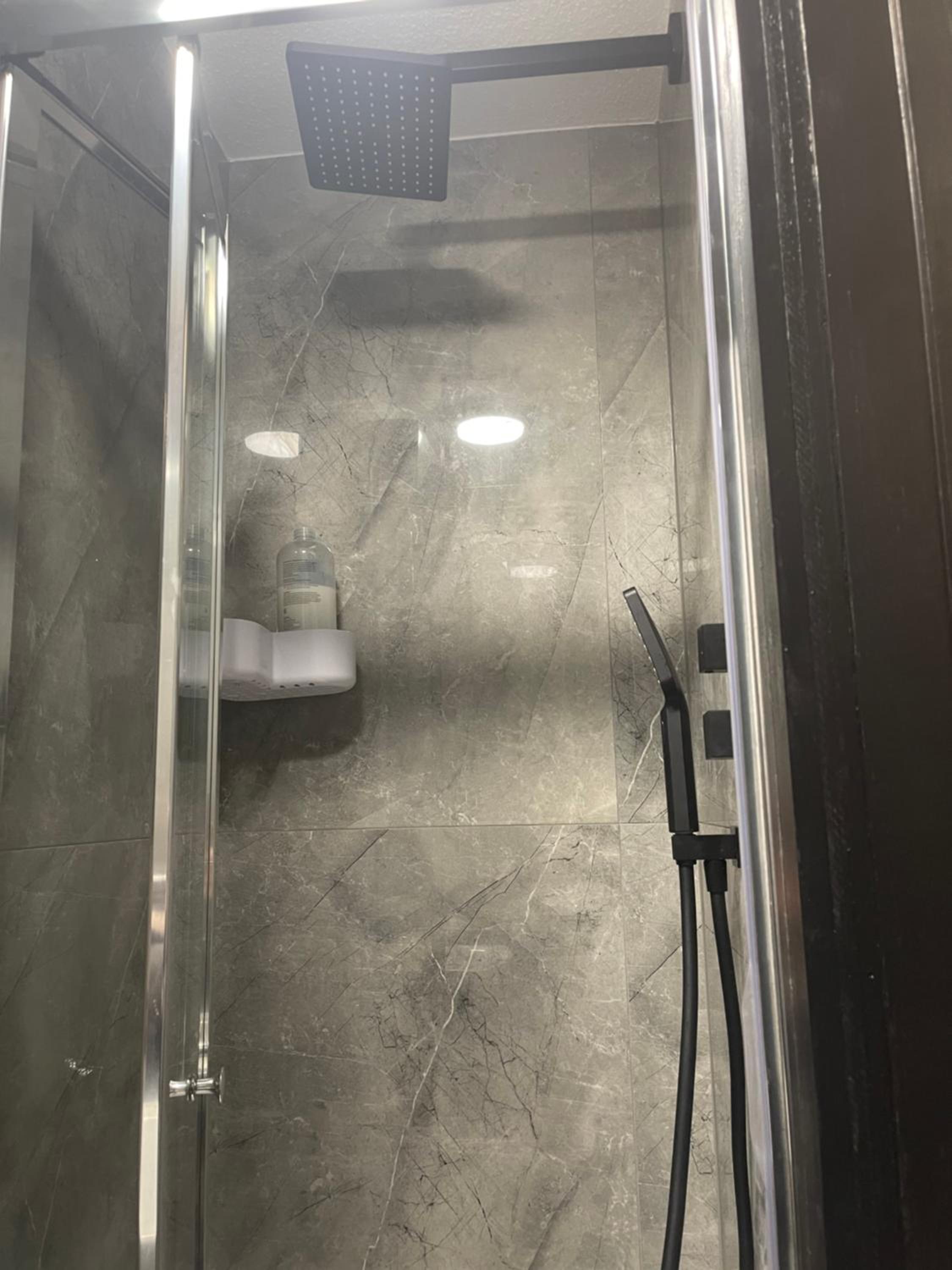Da Vinci Guest House Gatwick — 9