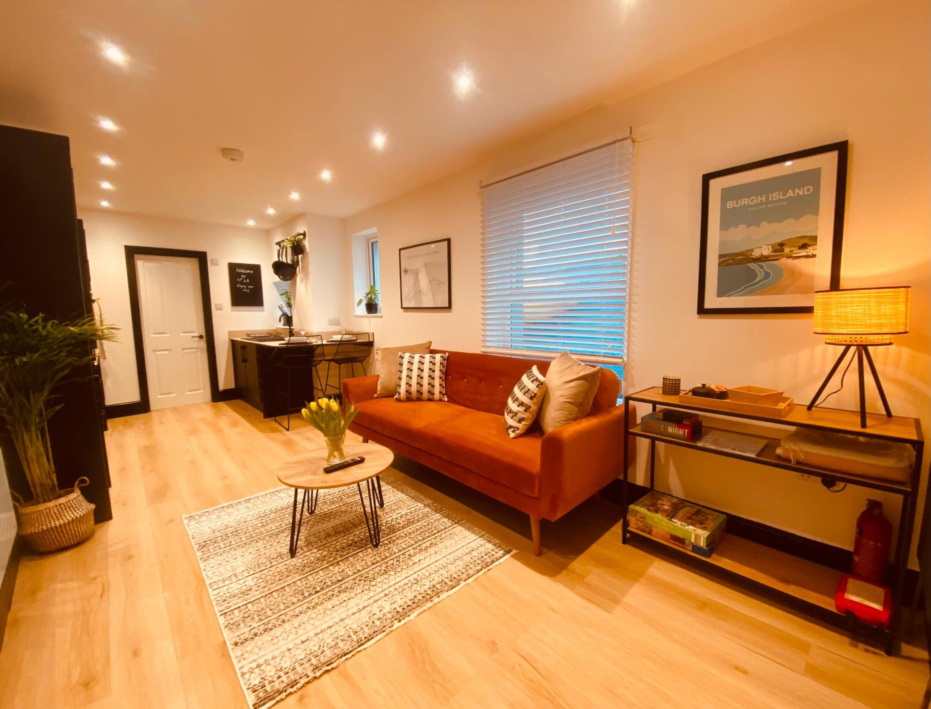Apartment on The Hoe & Coastal Path with Free Parking view 2