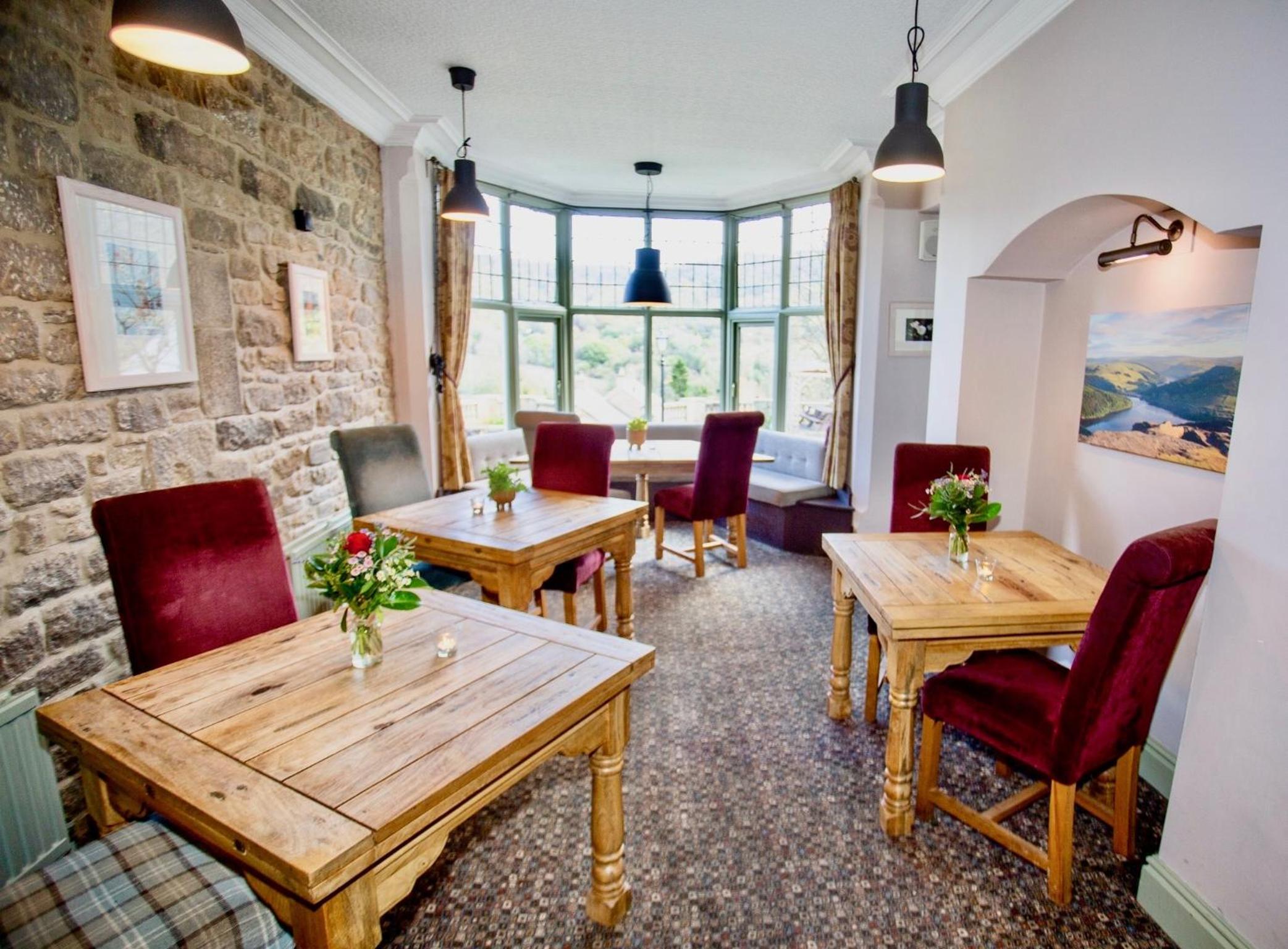 Sir William Hotel