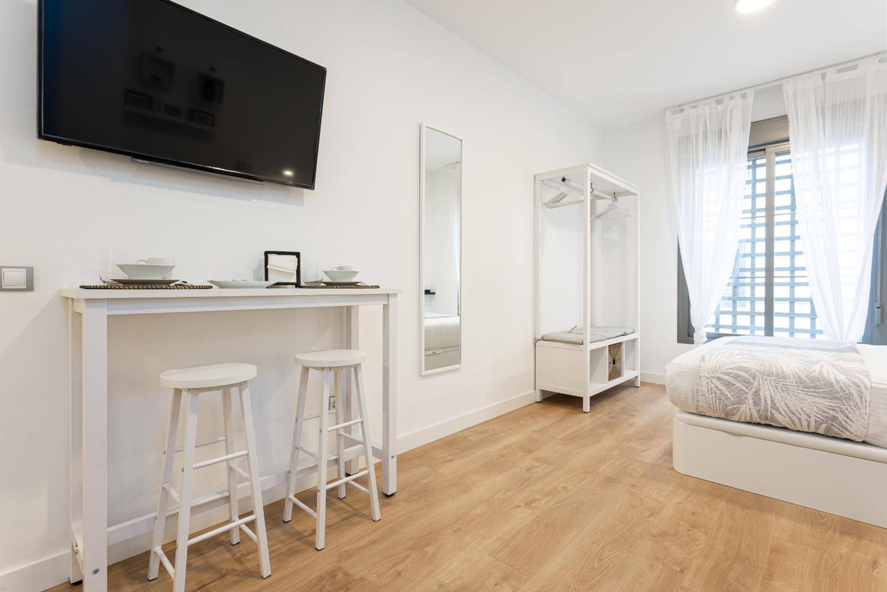 Apartments Holidays2Malaga City Center