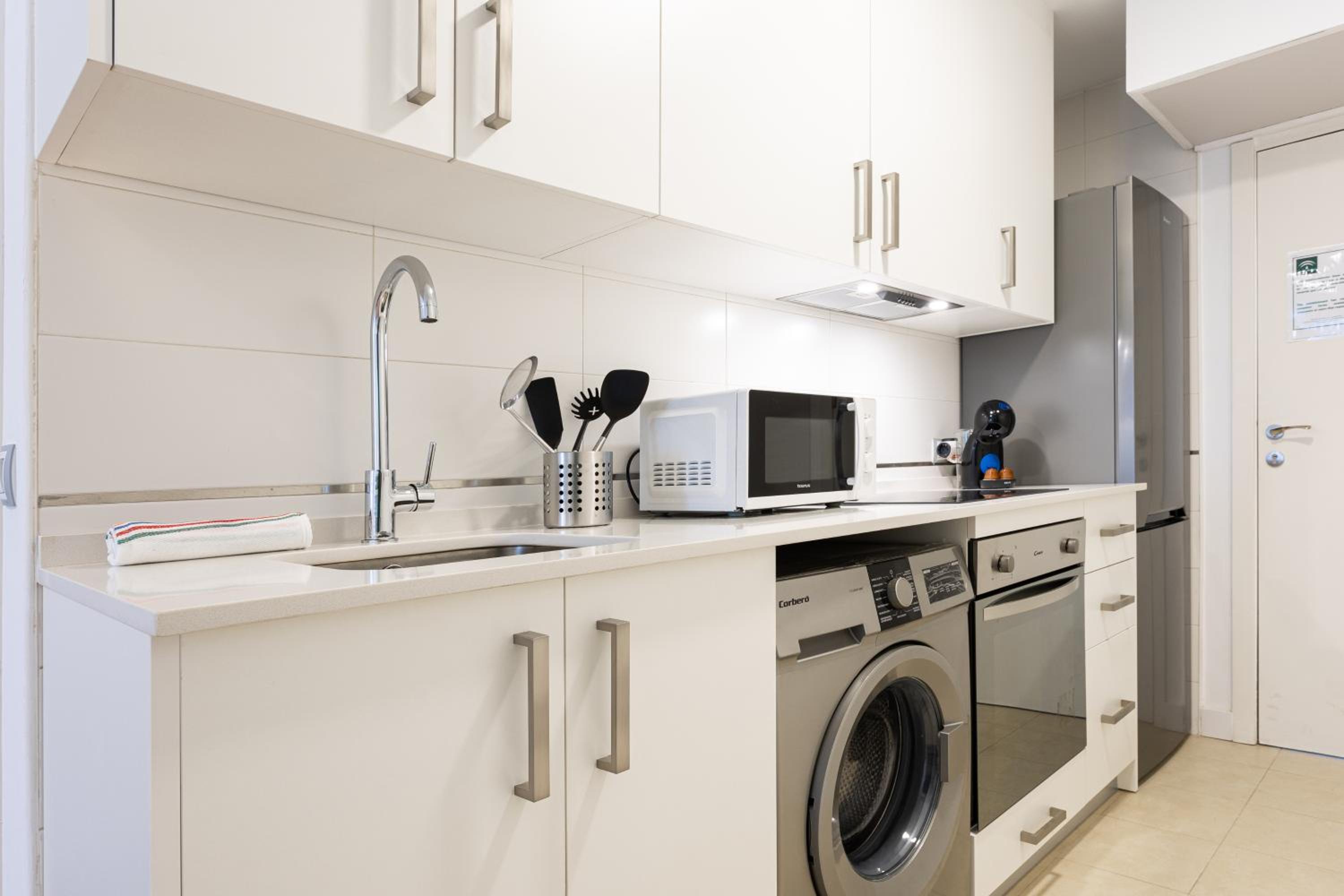 Apartments Holidays2Malaga City Center