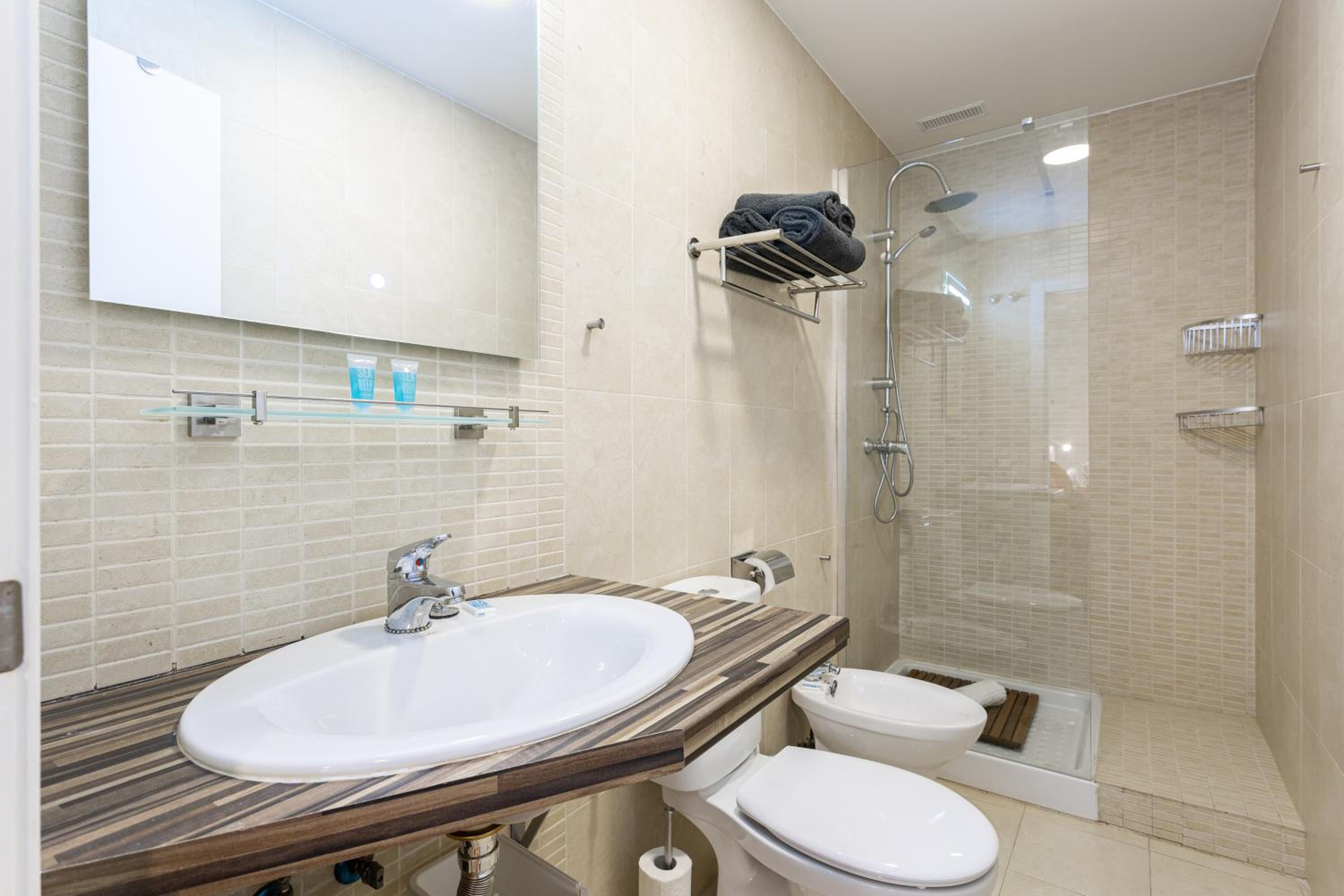 Apartments Holidays2Malaga City Center