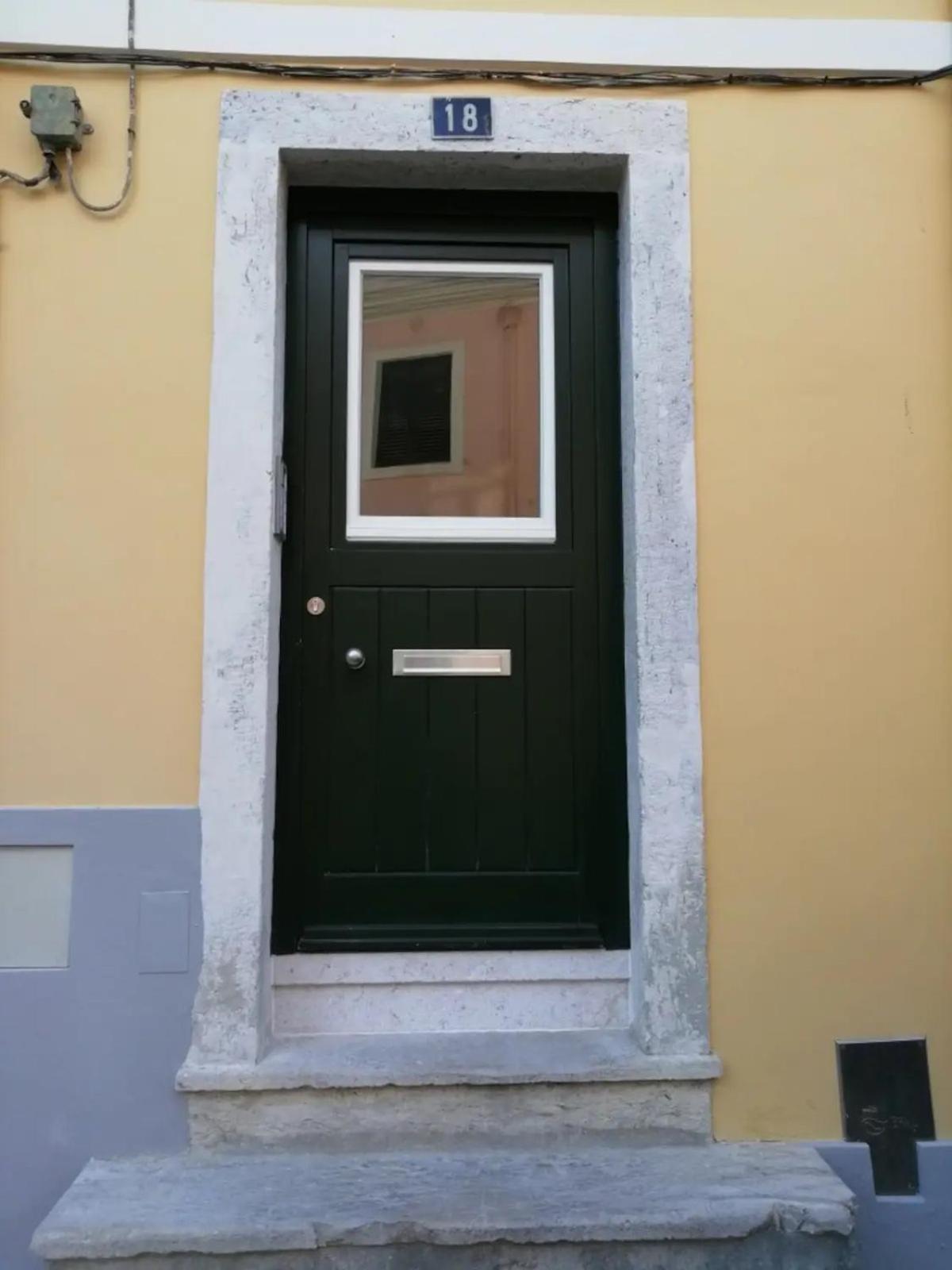 Photo 32