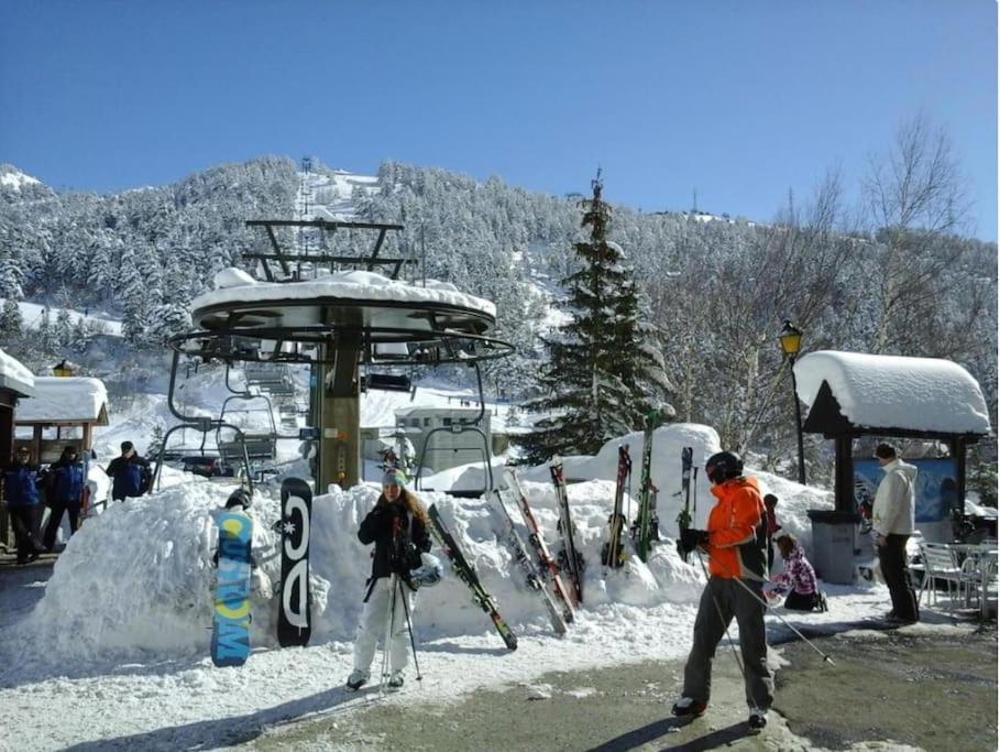 WOW views next to the ski lift! view 4