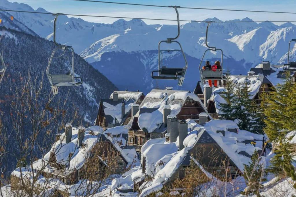 WOW views next to the ski lift! view 3
