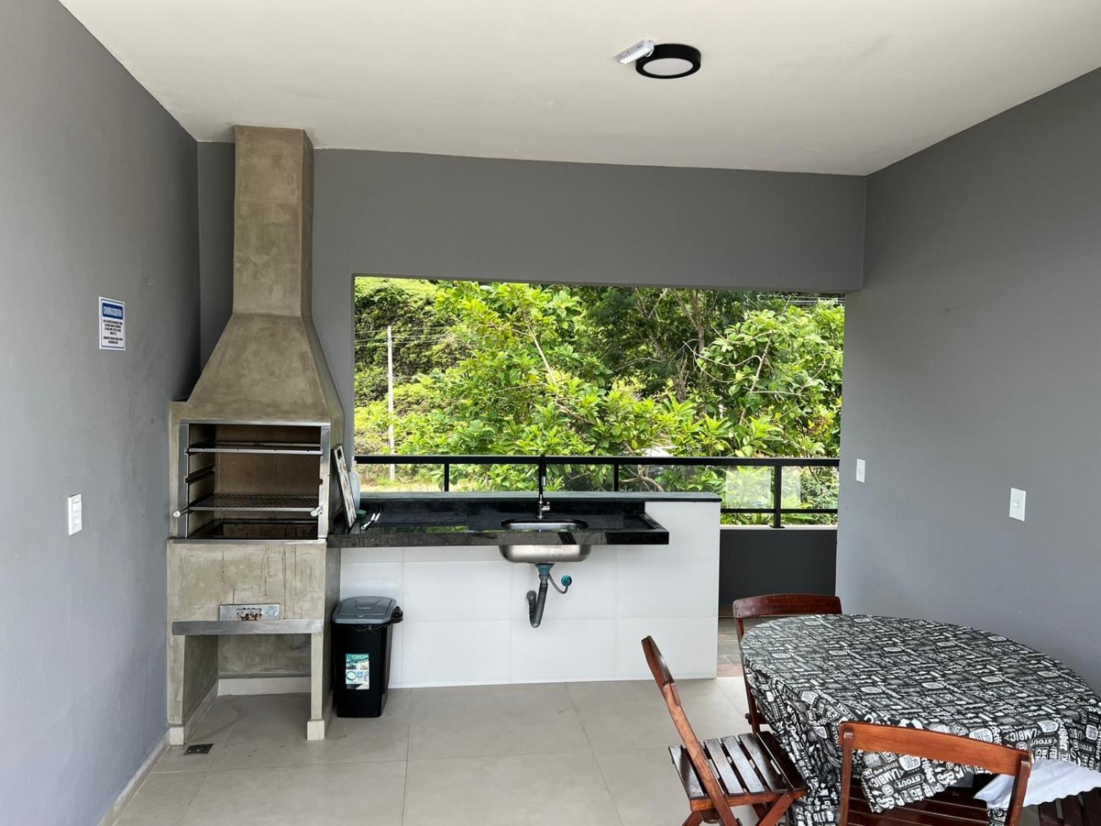 Refúgio Praia Lagoinha Ubatuba-SP Condomínio Samola apto 07