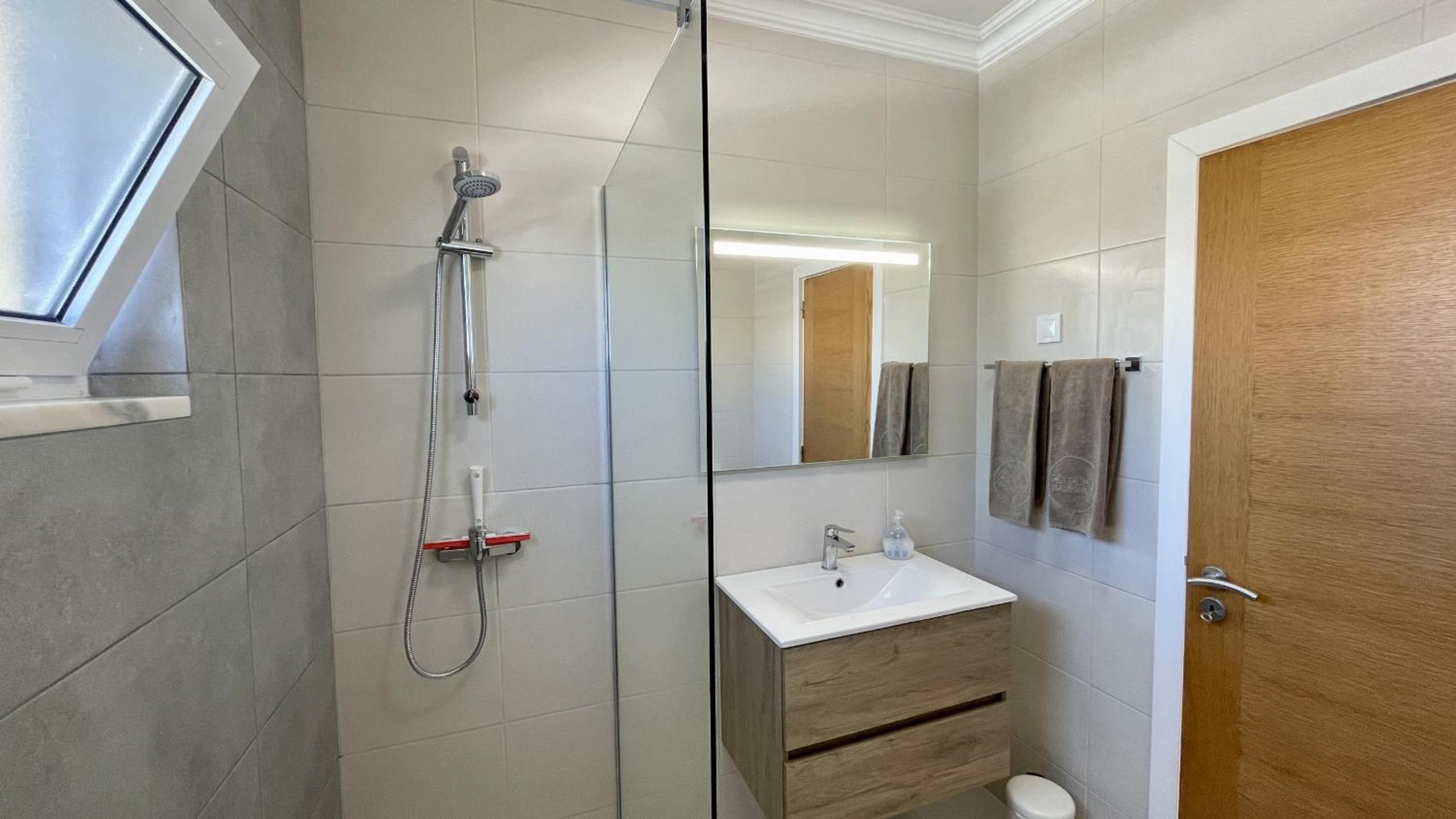 Margarida - Private Pool - 10 Guests - Albufeira view 4