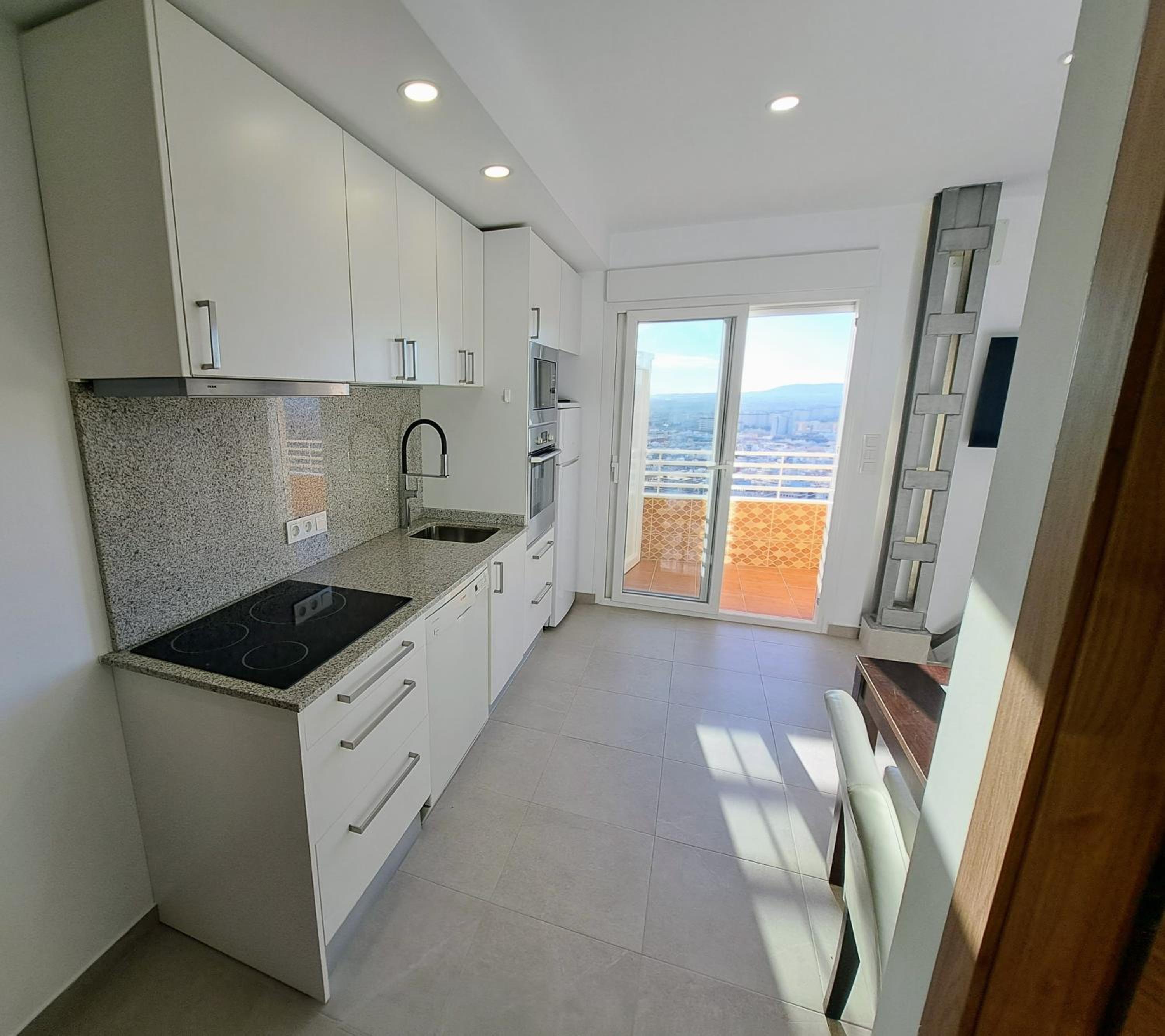 Alicante Skylights Apartments