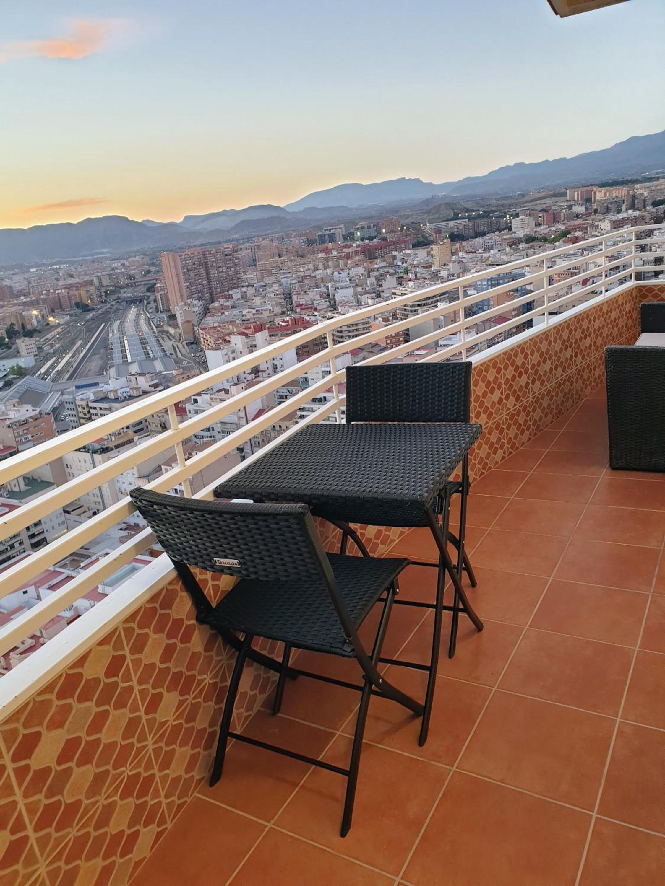 Alicante Skylights Apartments