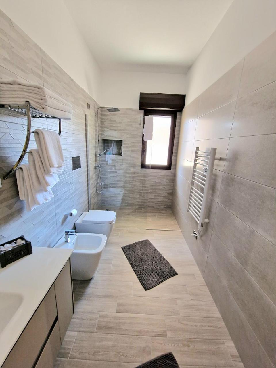 Emy House photo 4