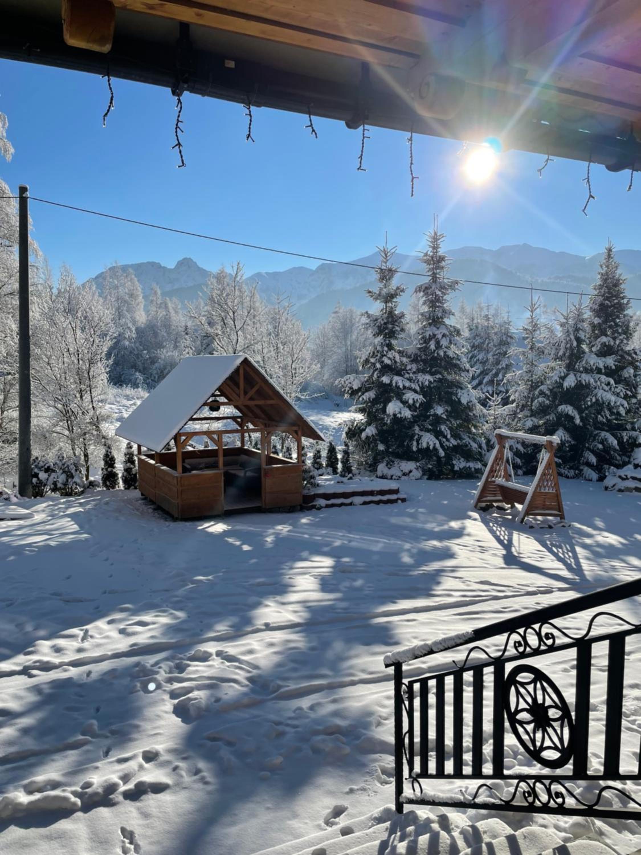 Willa Królewska - Wellness SPA - widokowe Pokoje i Apartamenty view 4