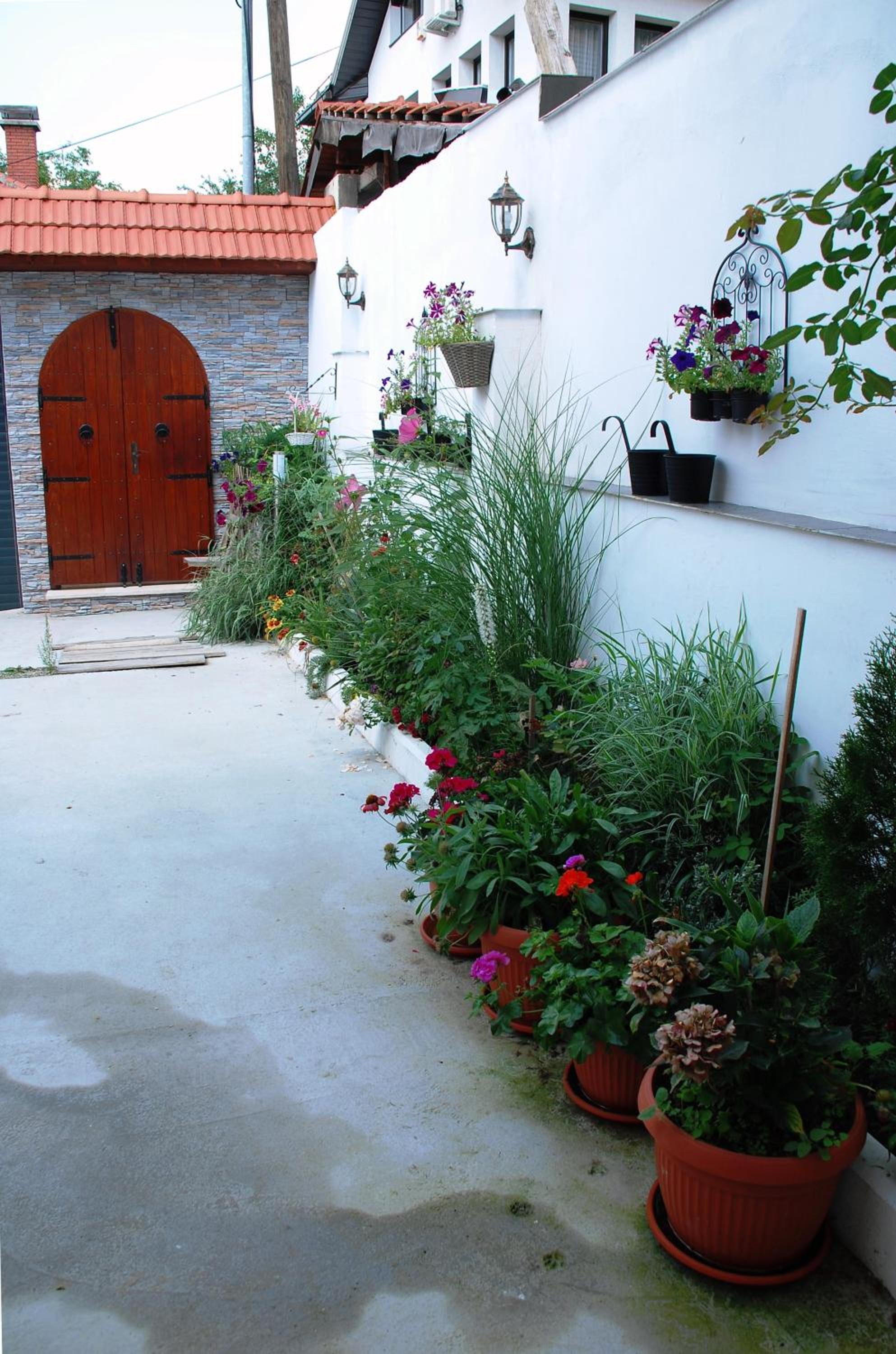 5 min walk to Bascarsija! WOW!