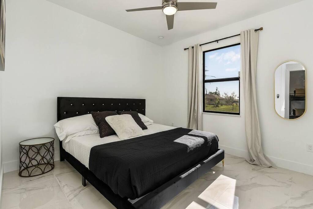 Waterfront getaway FREE heated saltwater pool! view 4