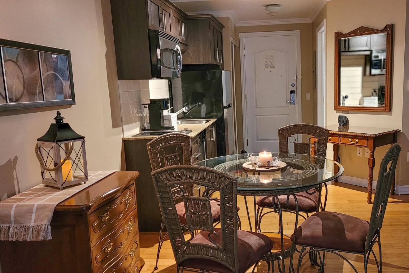 Charming studio with kitchen St-Sauveur