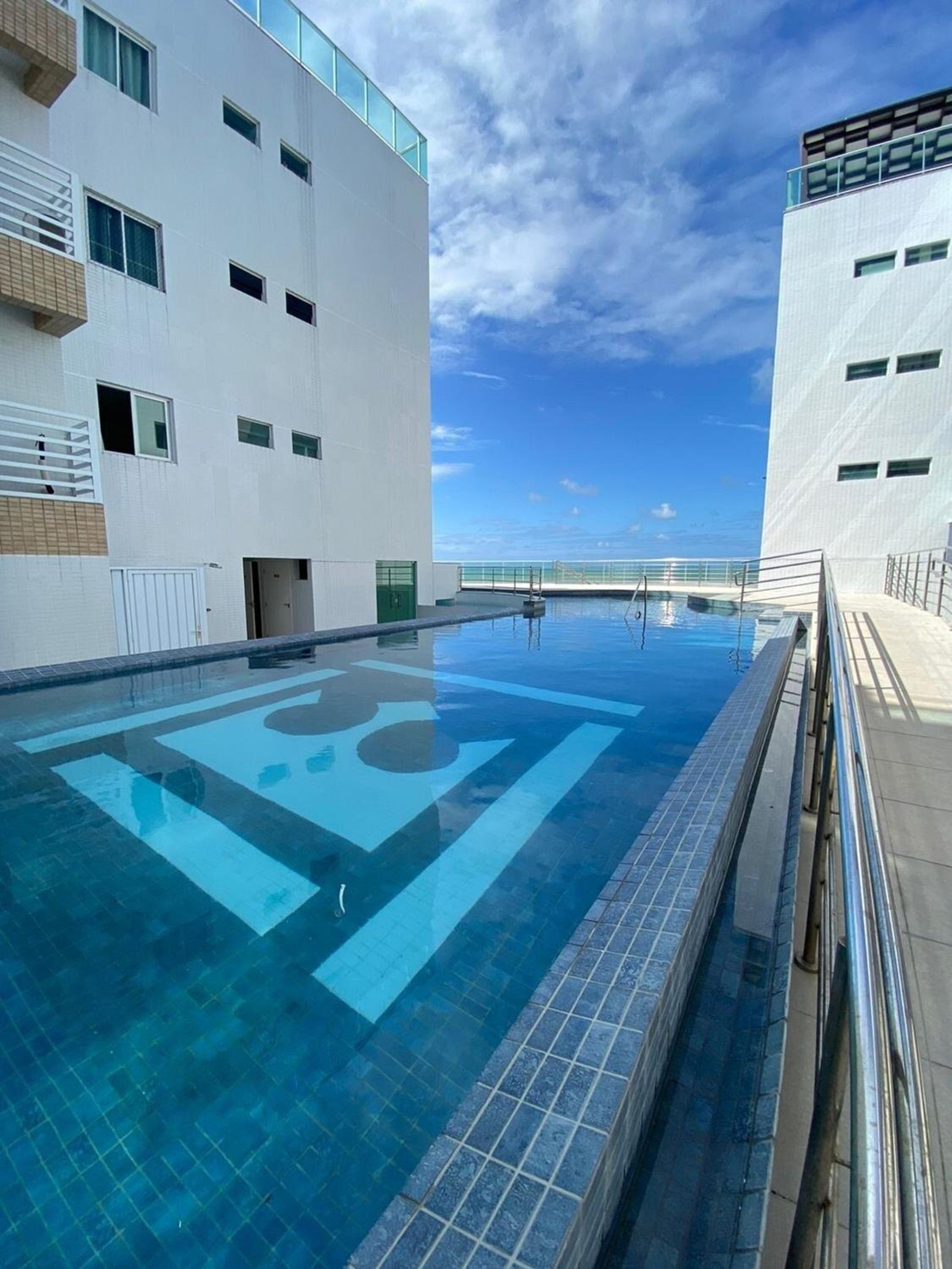 Apartamento Pe na areia do Bessa