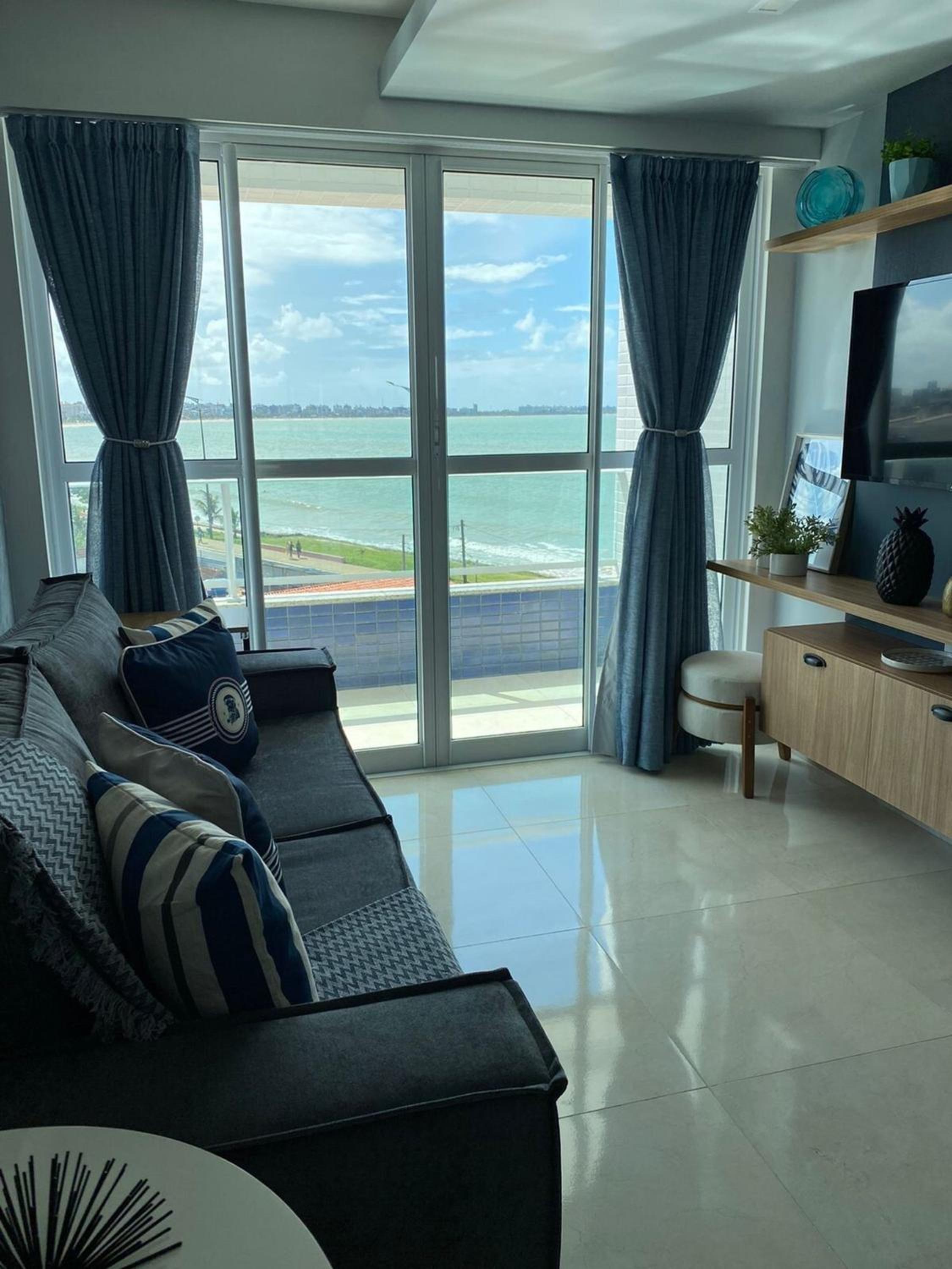 Apartamento Pe na areia do Bessa