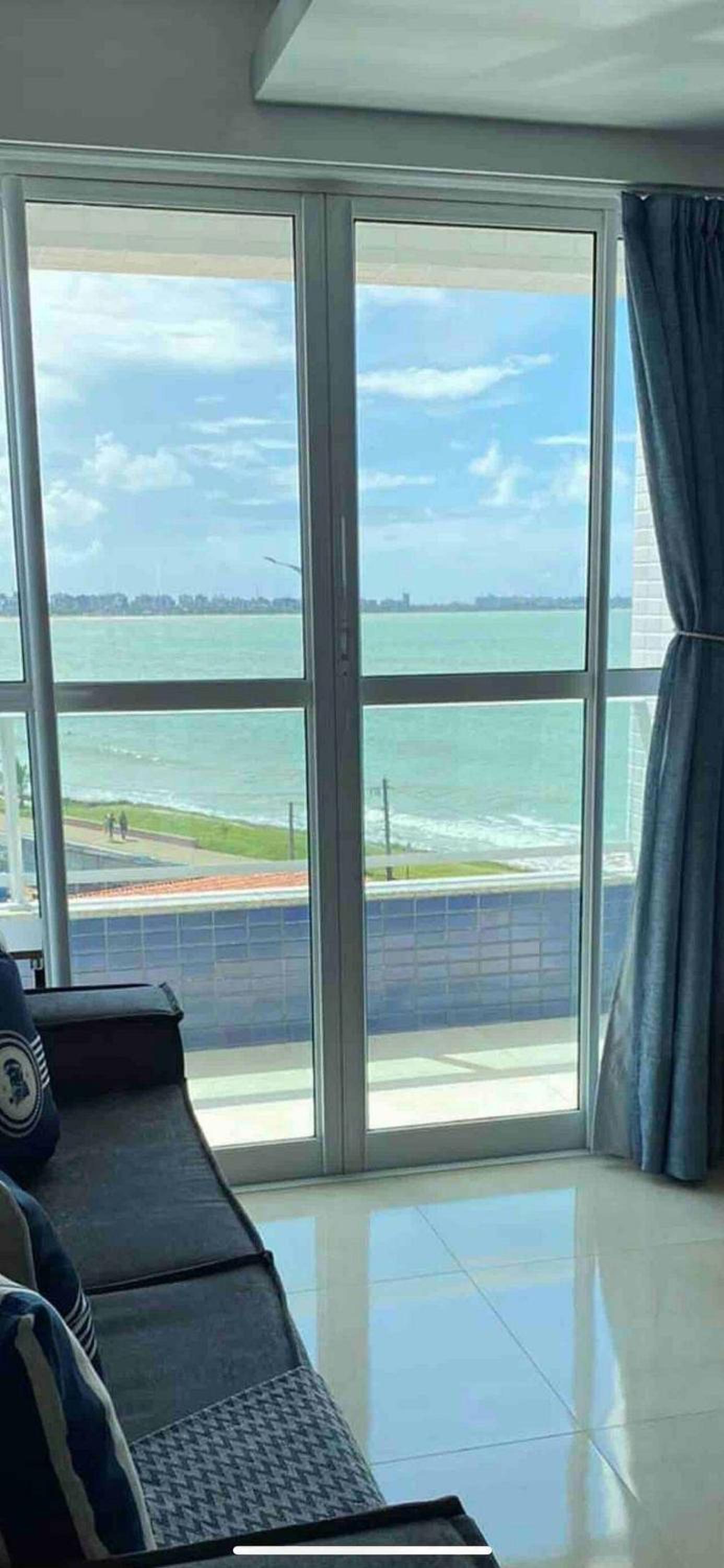 Apartamento Pe na areia do Bessa