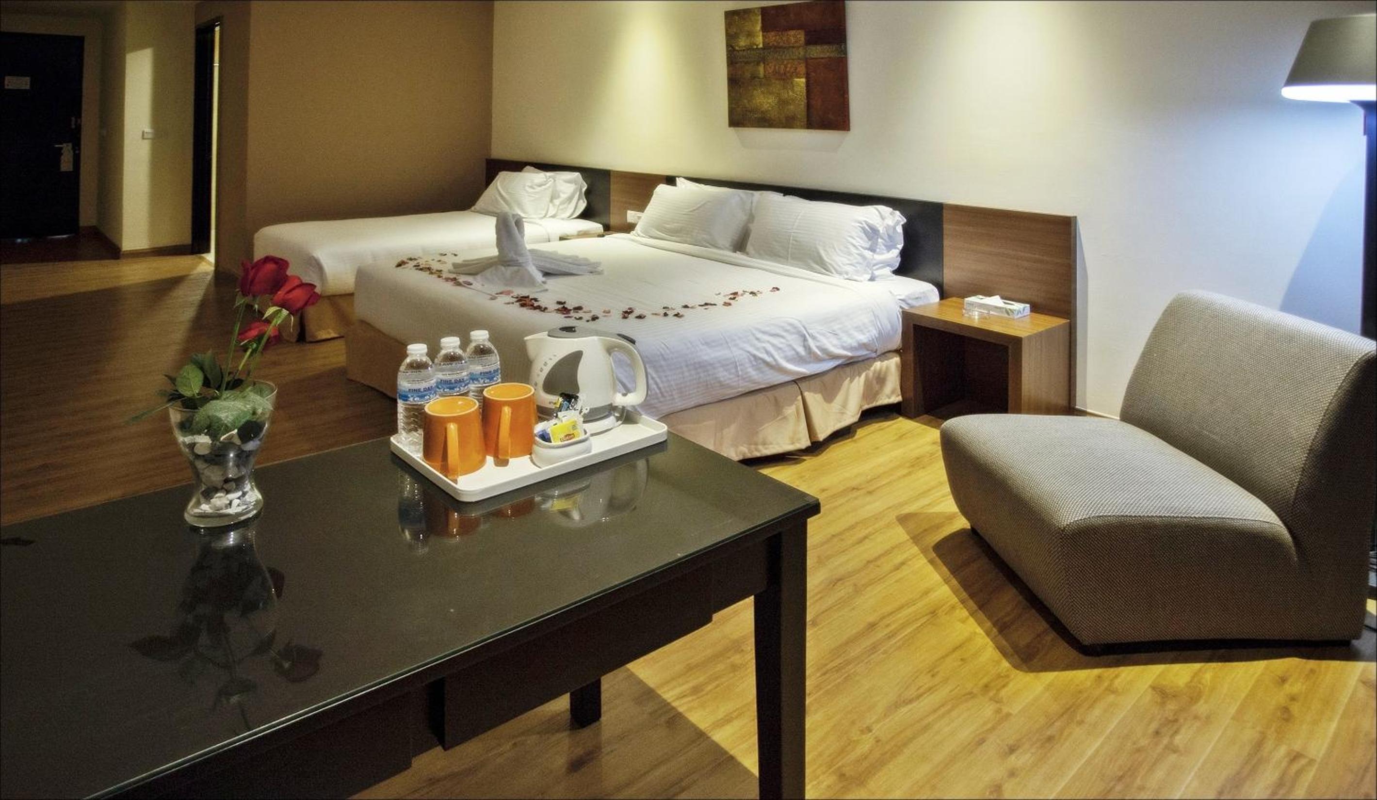 Cathayana Hotel Kuantan photo 2