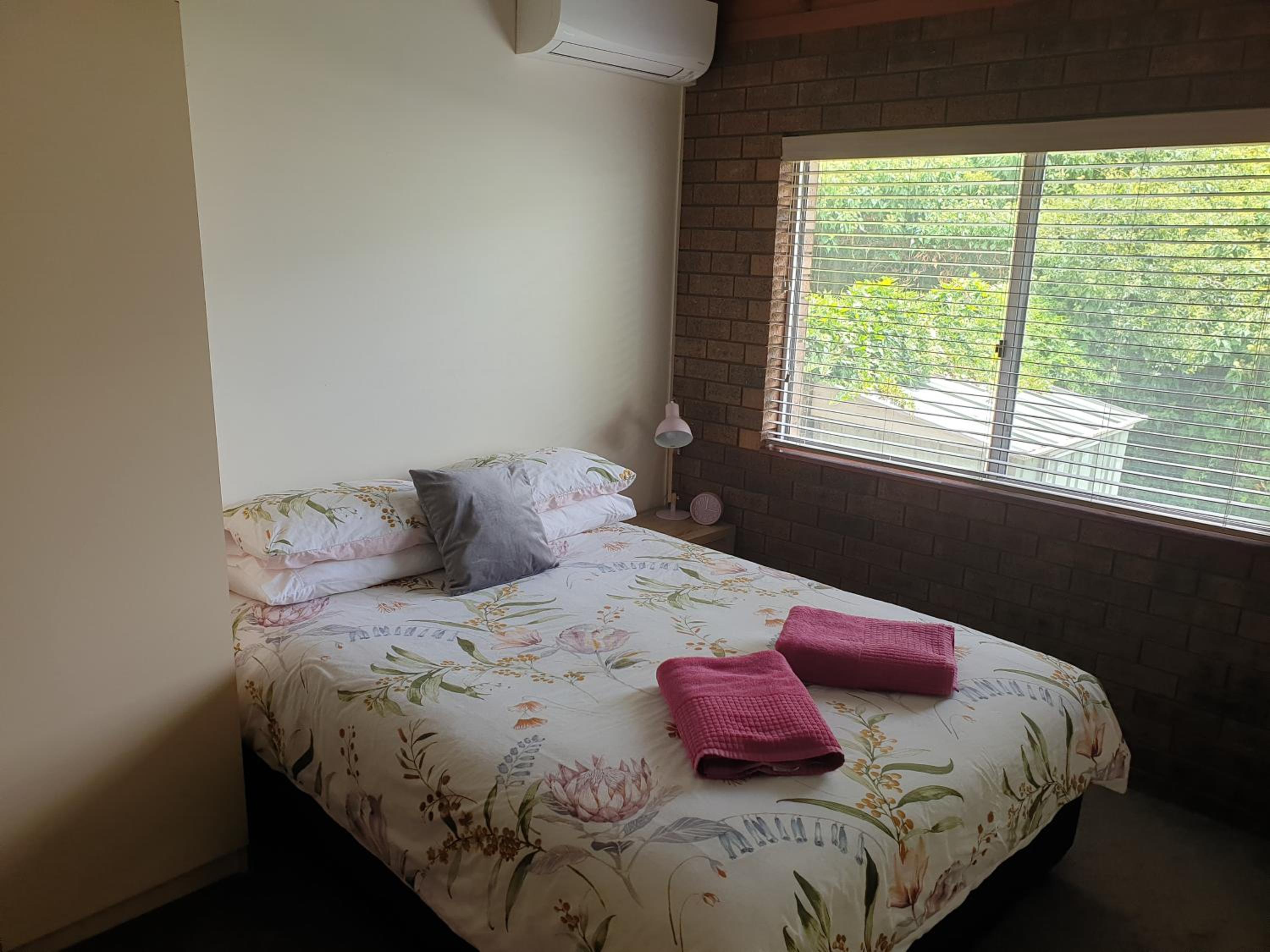 Inara Apartment Mudgee view 2