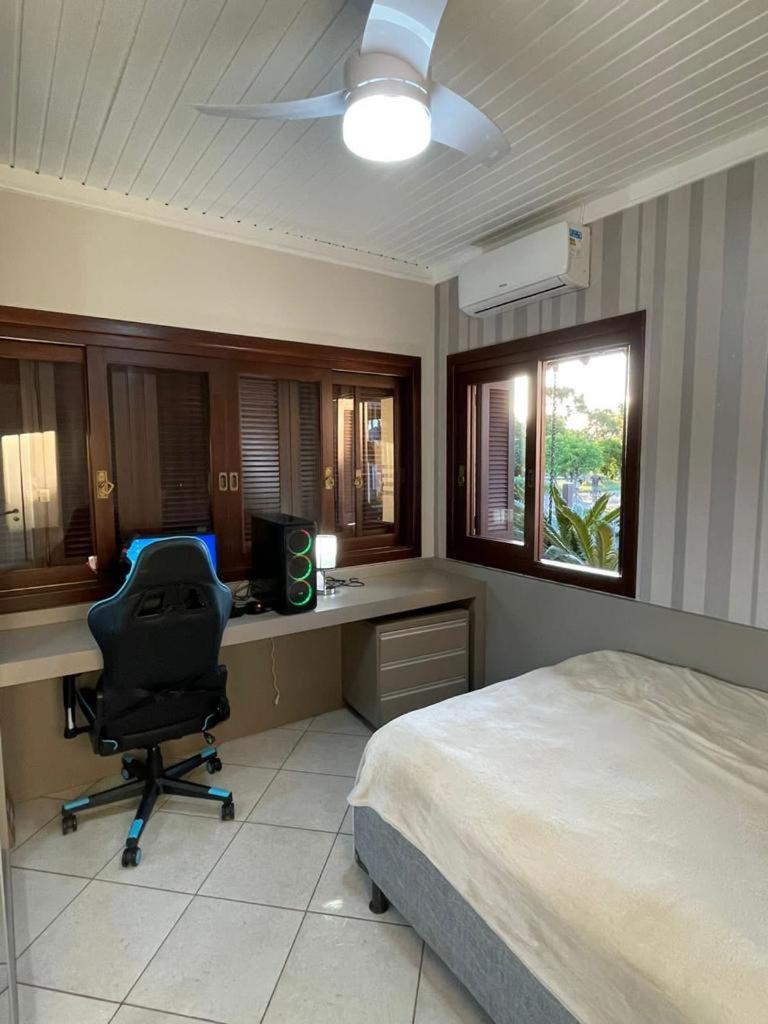 Linda Casa Temporada com Piscina