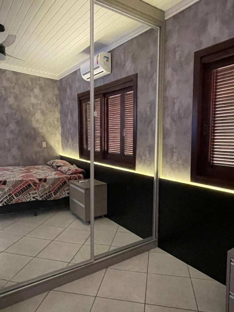 Linda Casa Temporada com Piscina
