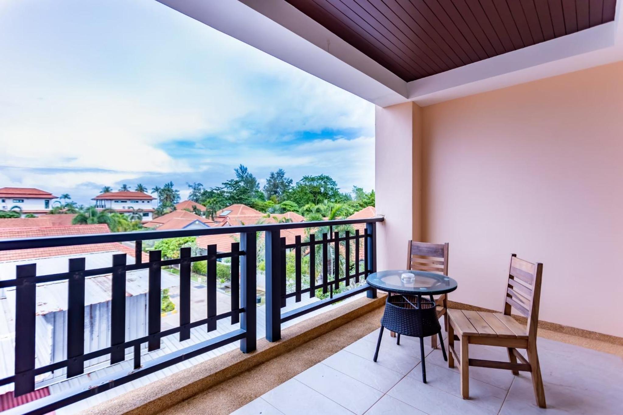 Lanta Garden Hill Resort & Apartments