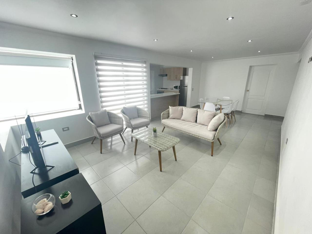 Casa condominio costa del Sol a 1.4 km de Bahía Inglesa