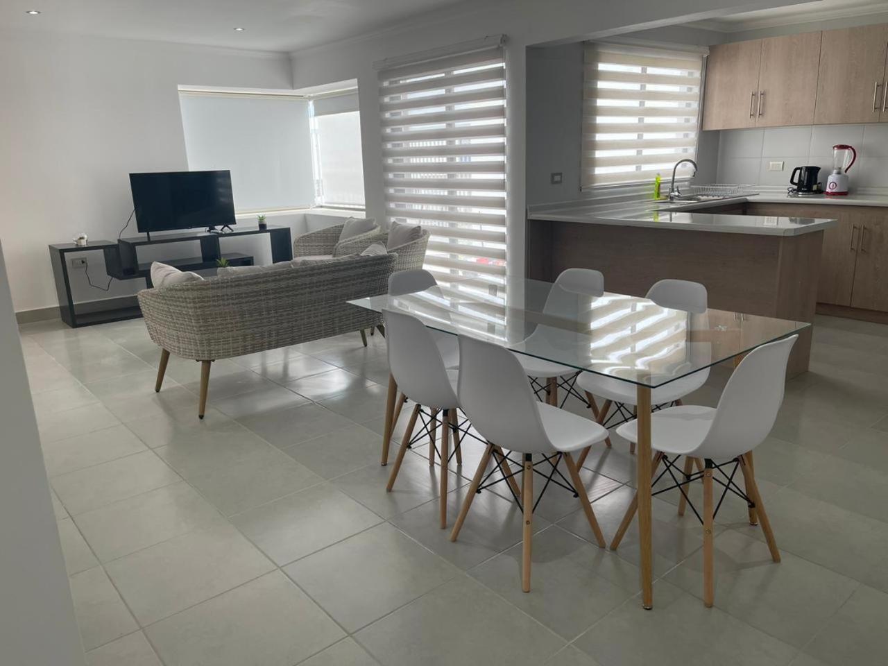 Casa condominio costa del Sol a 1.4 km de Bahía Inglesa
