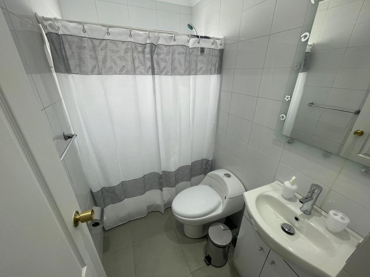 Casa condominio costa del Sol a 1.4 km de Bahía Inglesa